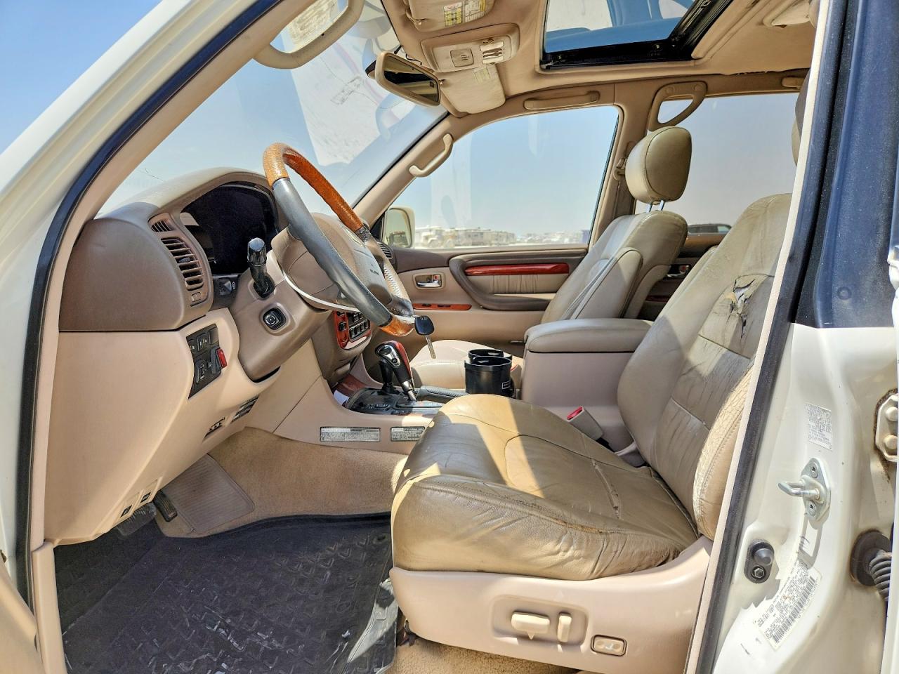 2001 Lexus Lx 470 White vin: JTJHT00W313502268