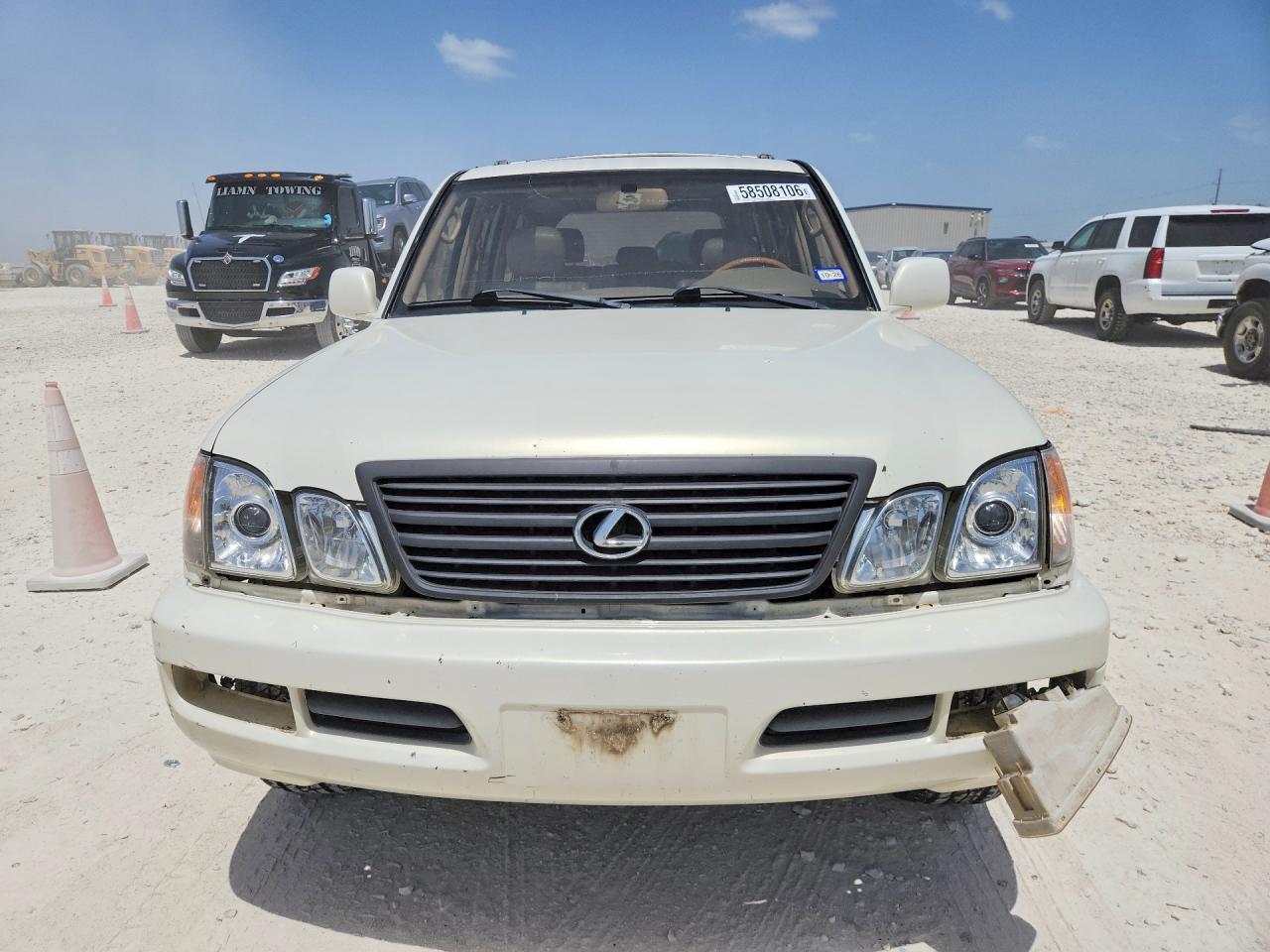 2001 Lexus Lx 470 White vin: JTJHT00W313502268