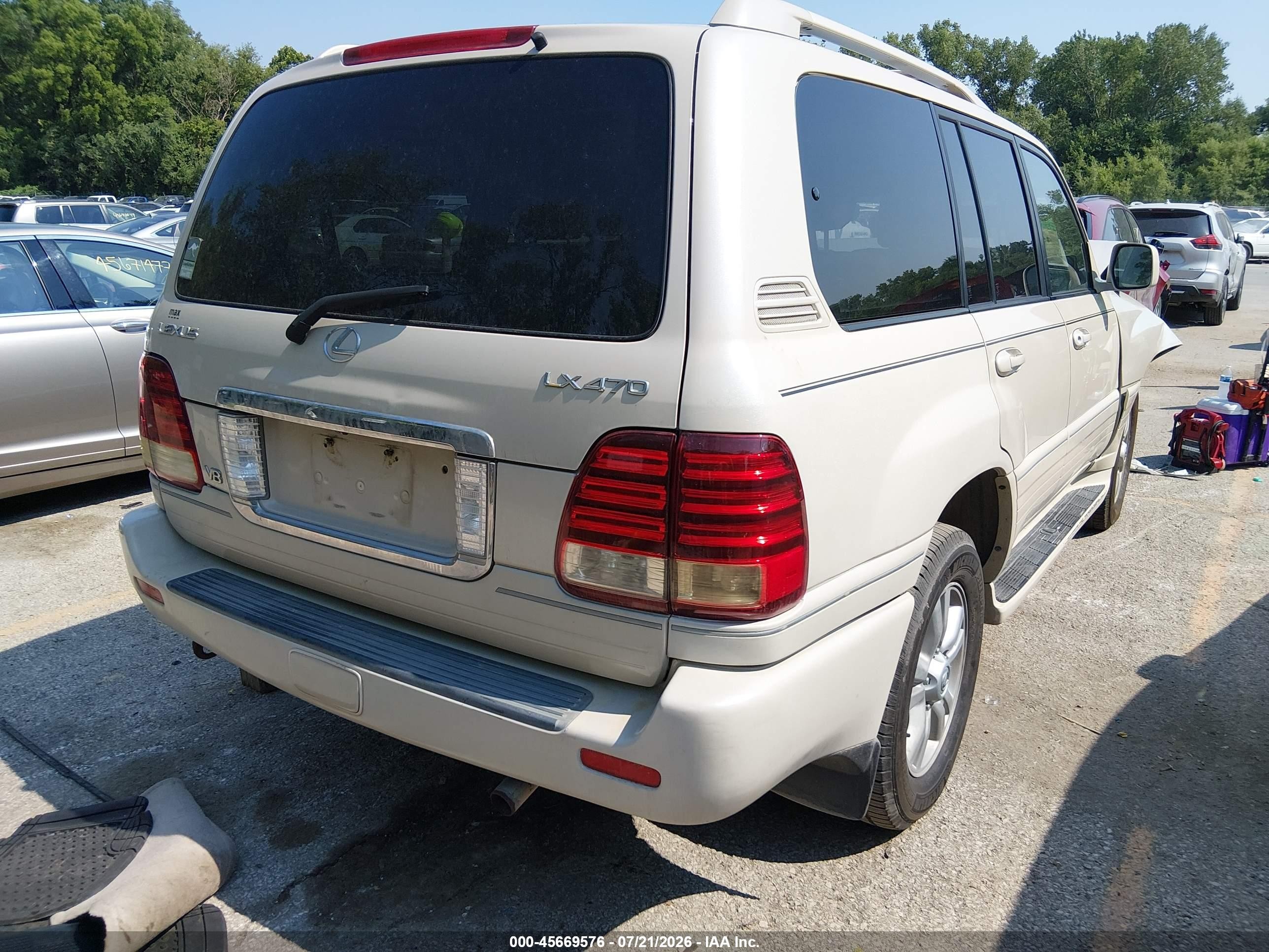 2004 Lexus Lx 470   Brown vin: JTJHT00W343543228