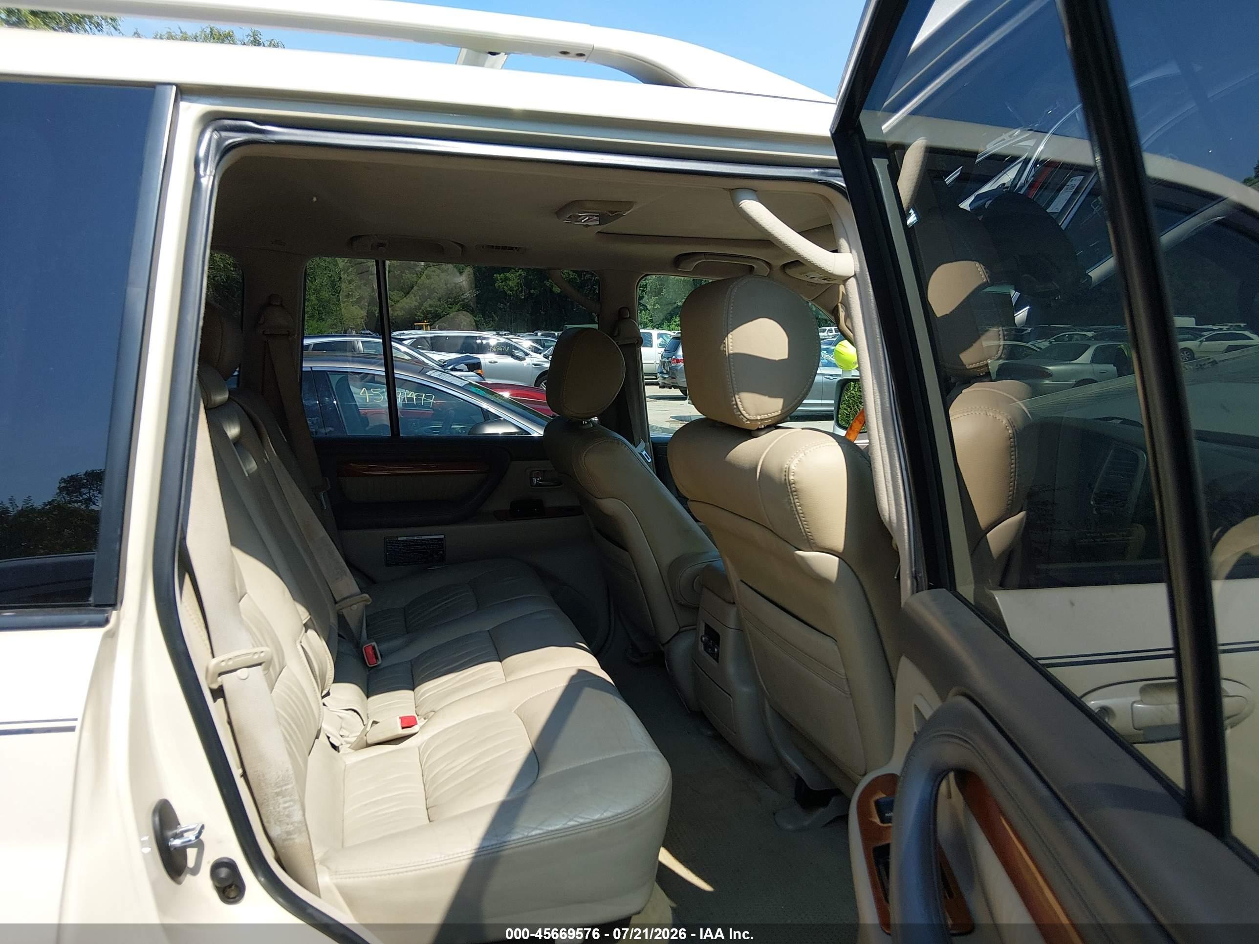2004 Lexus Lx 470   Brown vin: JTJHT00W343543228