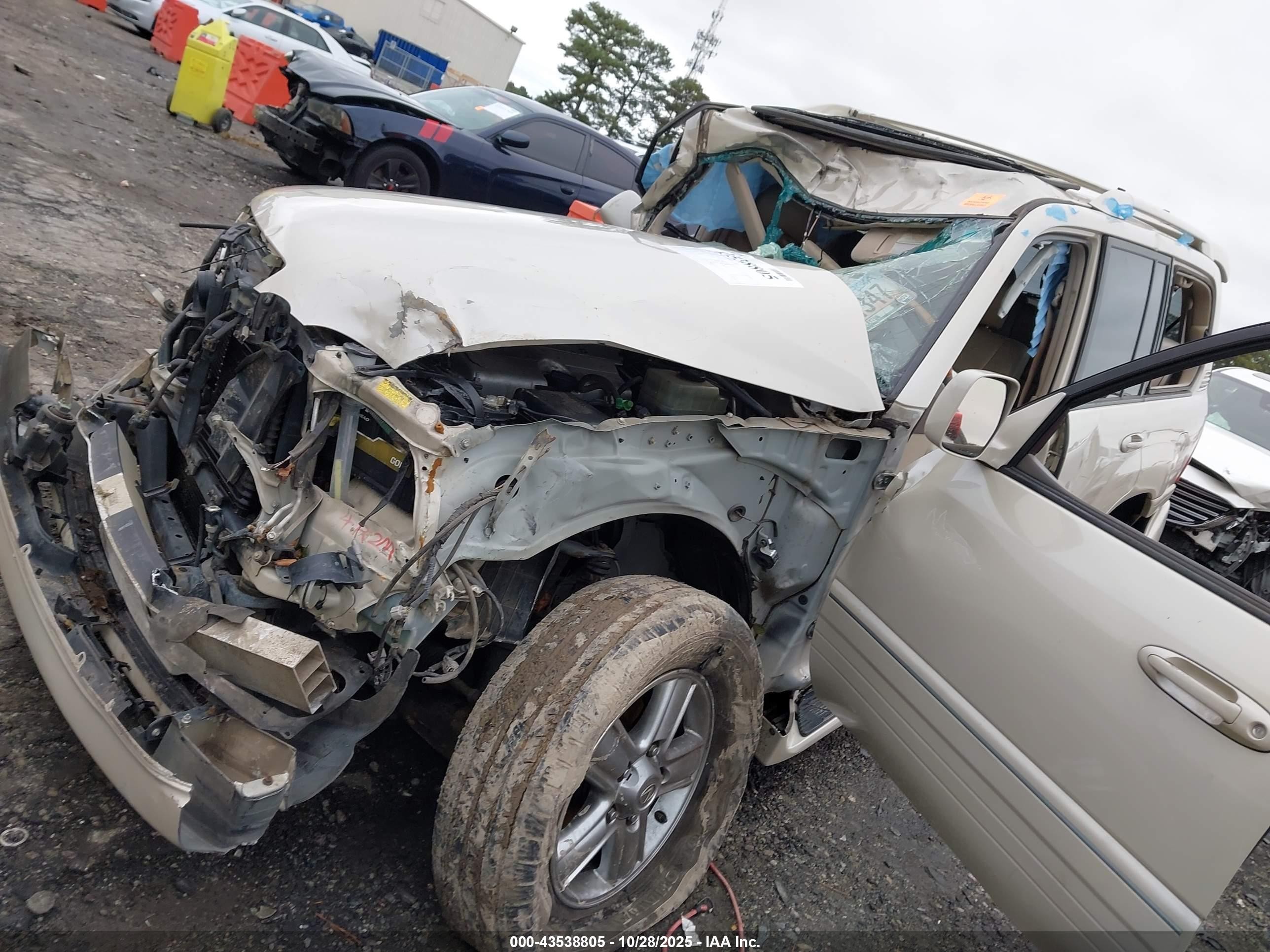 2006 Lexus Lx 470   Кремовый vin: JTJHT00W364004959