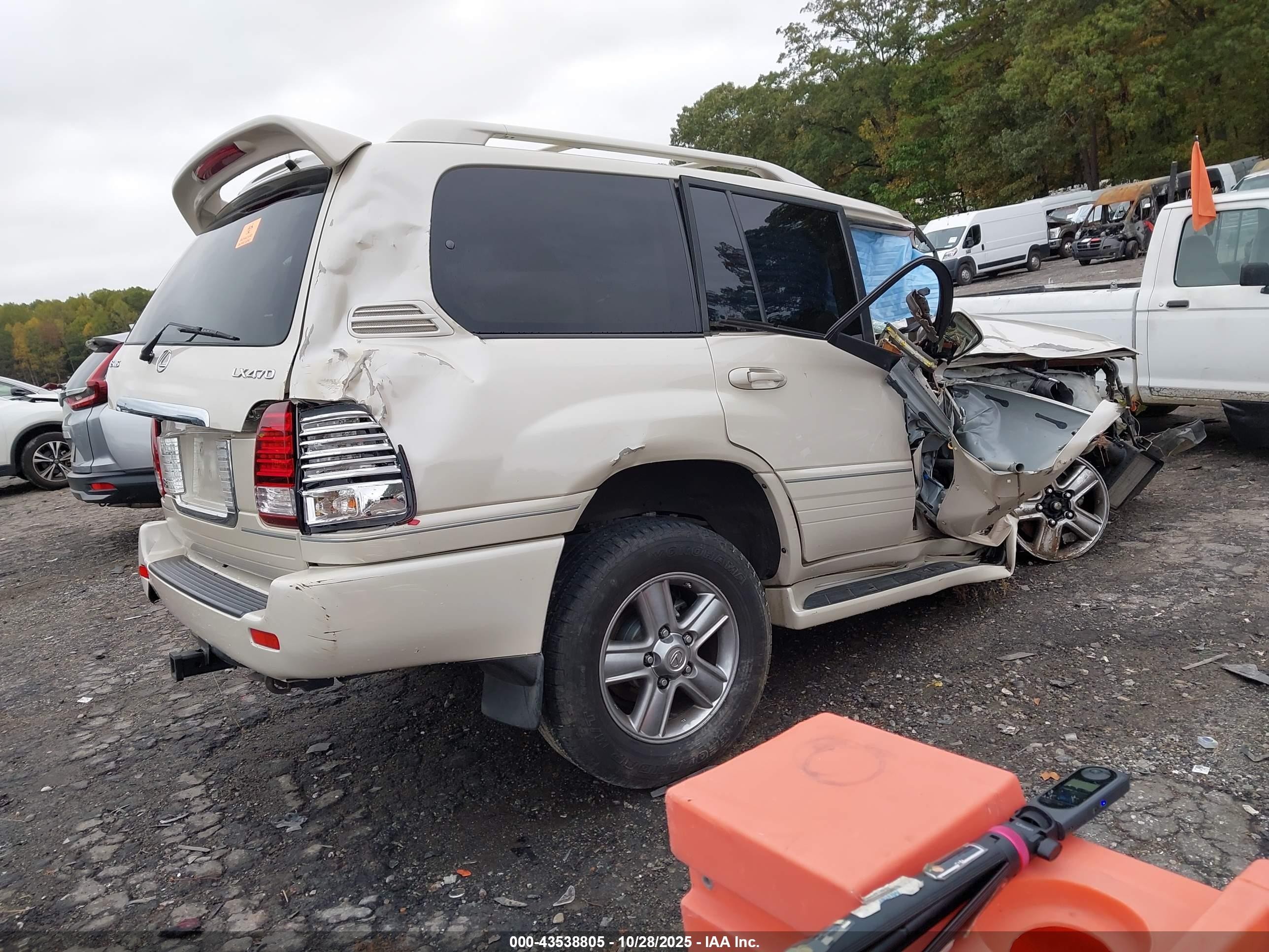 2006 Lexus Lx 470   Кремовый vin: JTJHT00W364004959