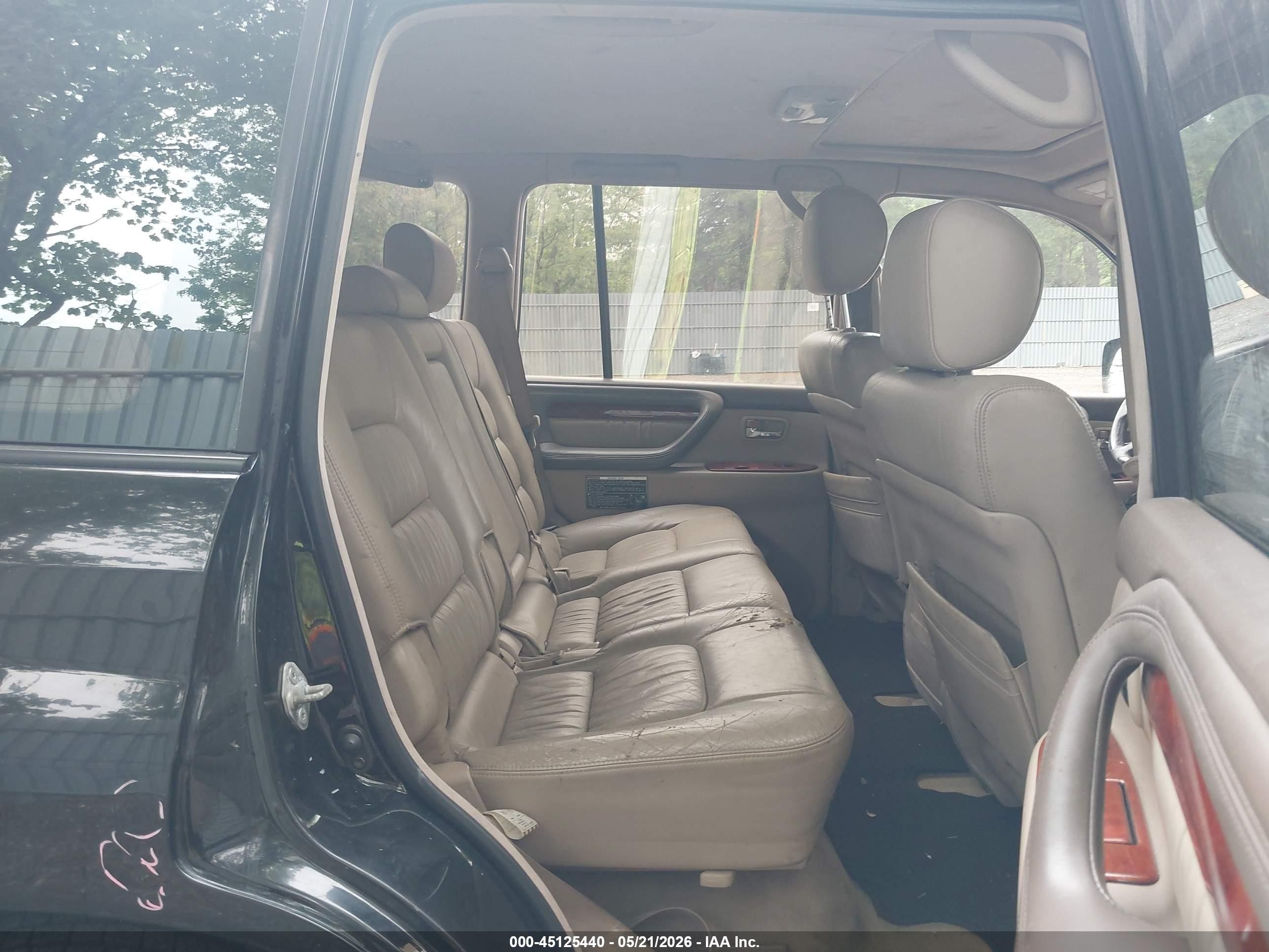 2002 Lexus Lx 470   Black vin: JTJHT00W423516214