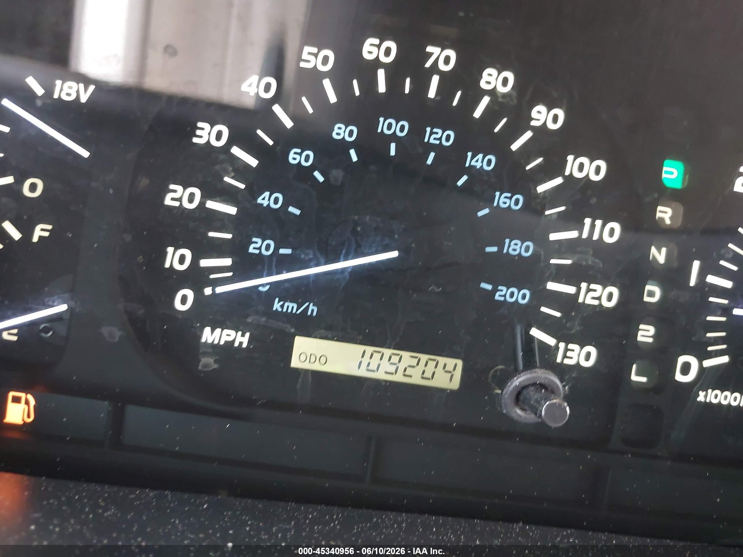 2002 Lexus Lx 470   White vin: JTJHT00W423517461