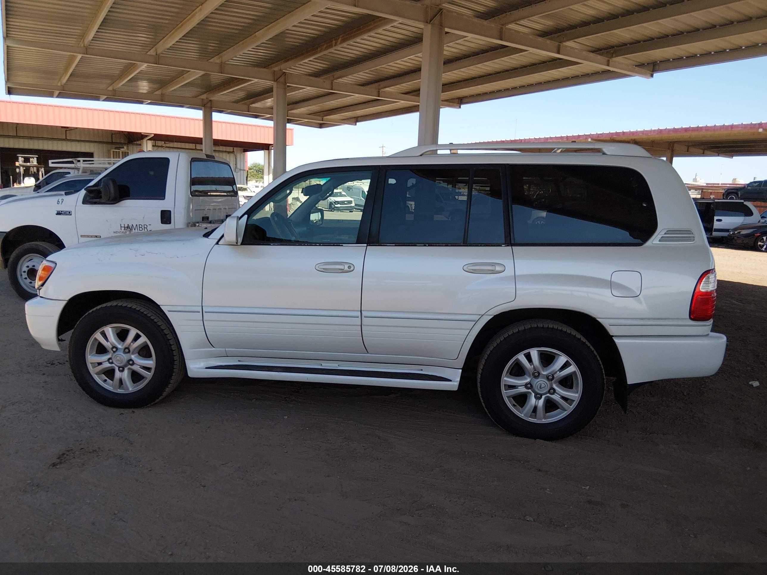 2004 Lexus Lx 470   White vin: JTJHT00W443540368