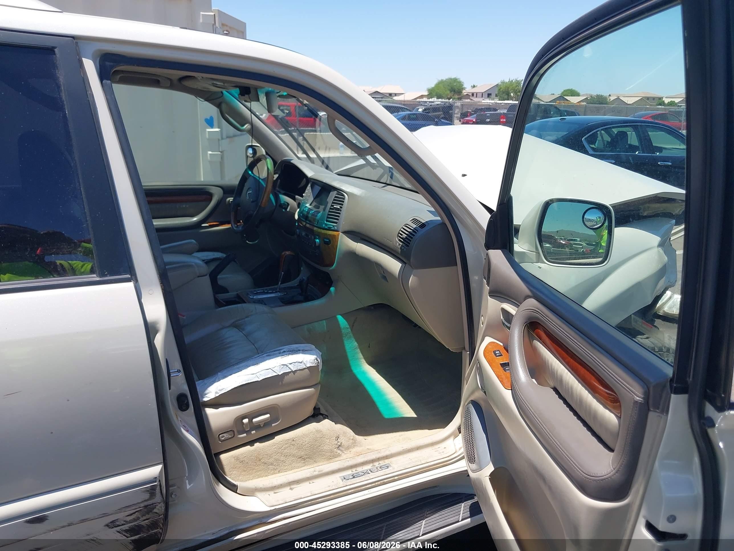 2004 Lexus Lx 470   Champagne vin: JTJHT00W443540743