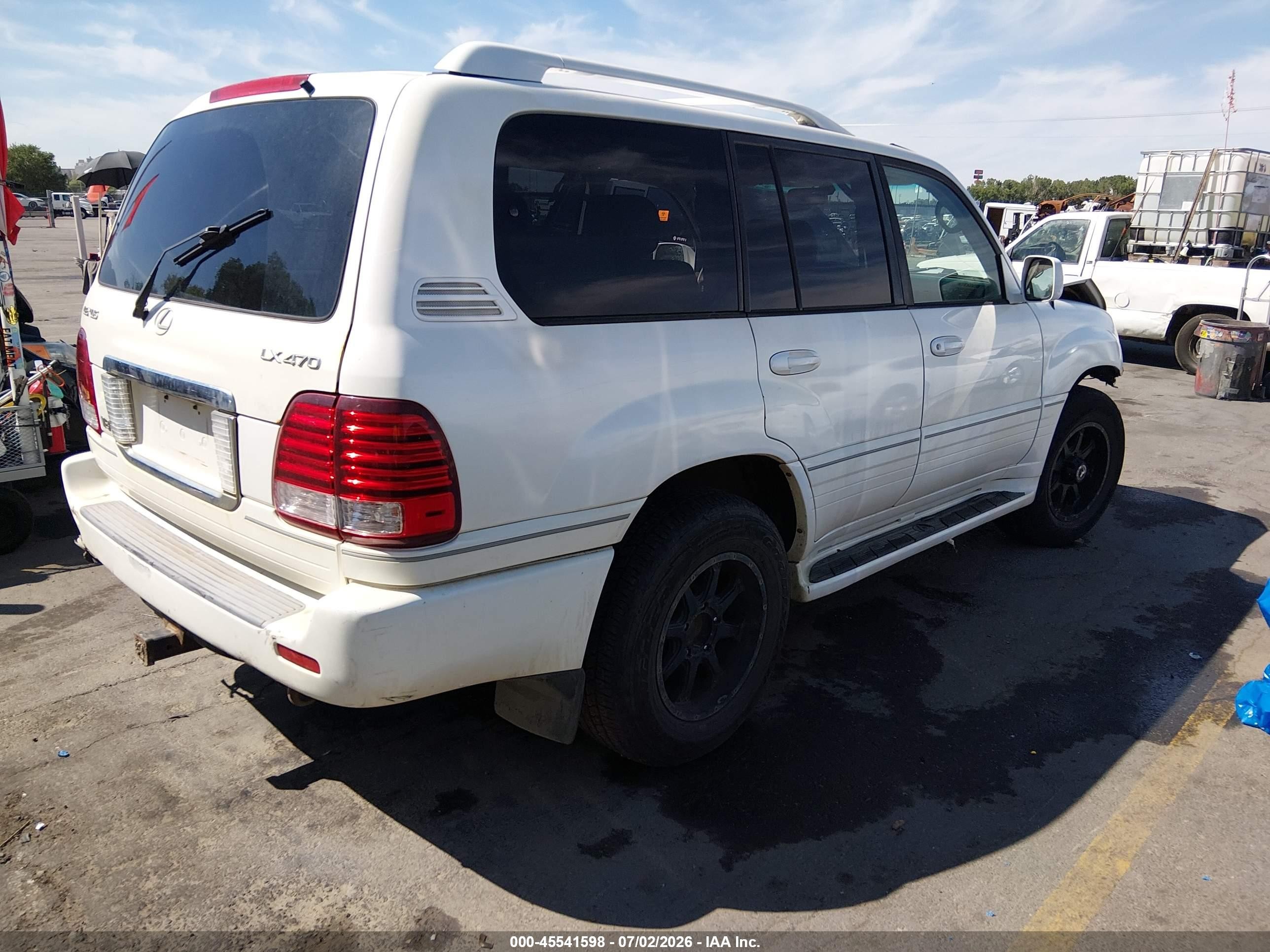 2006 Lexus Lx 470   White vin: JTJHT00W464004498