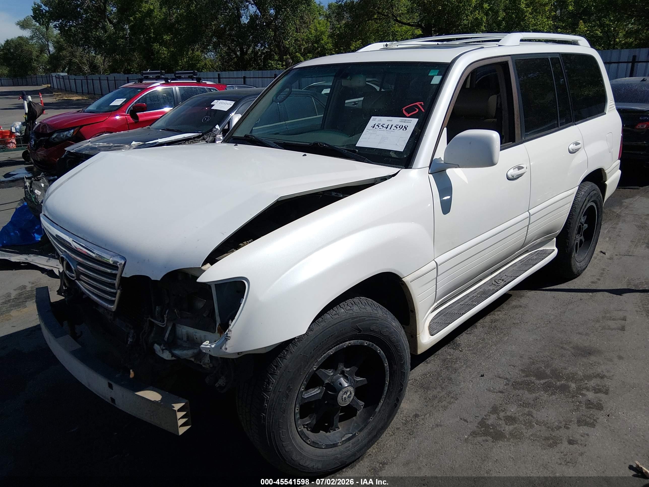 2006 Lexus Lx 470   White vin: JTJHT00W464004498
