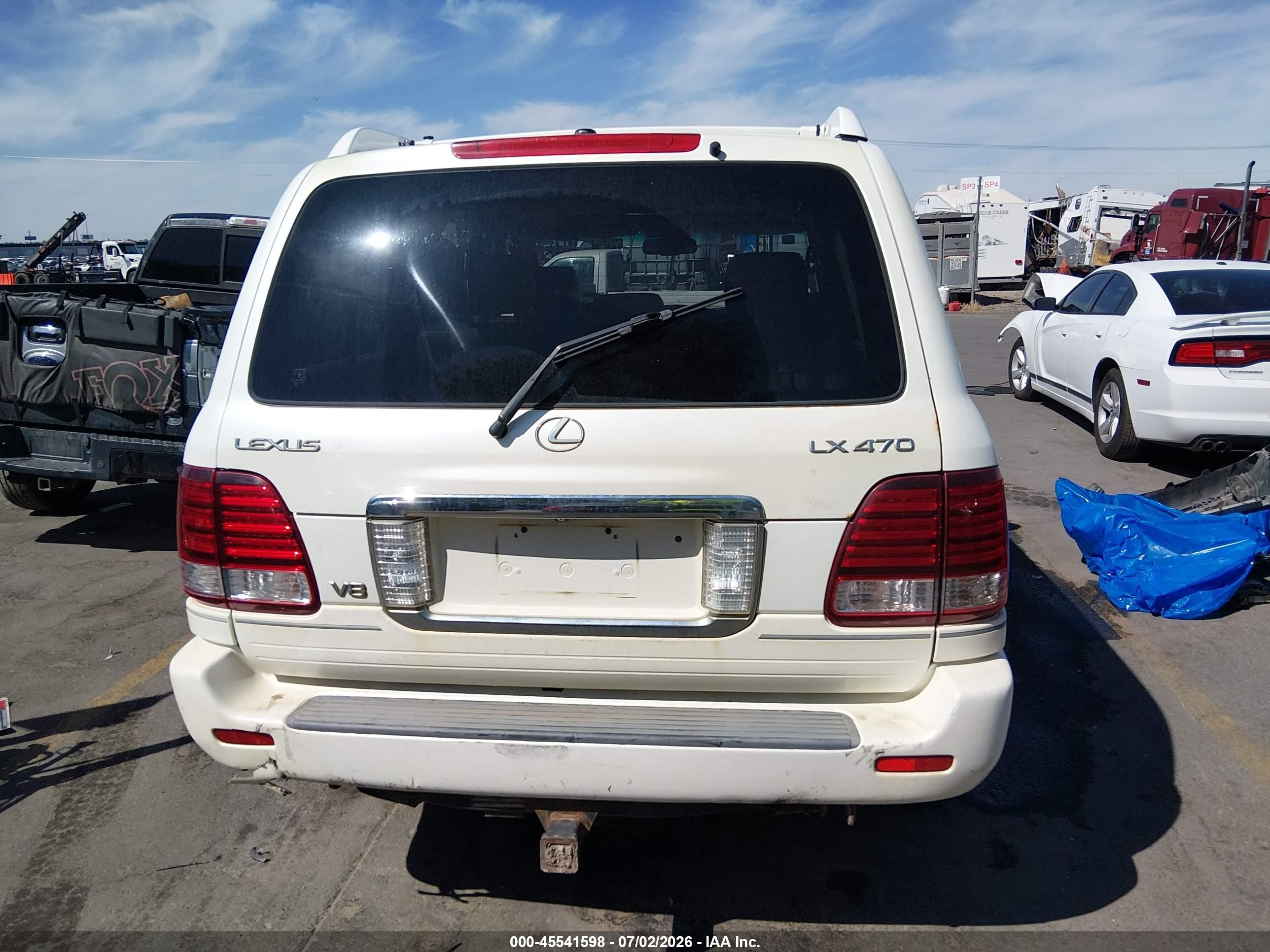 2006 Lexus Lx 470   White vin: JTJHT00W464004498