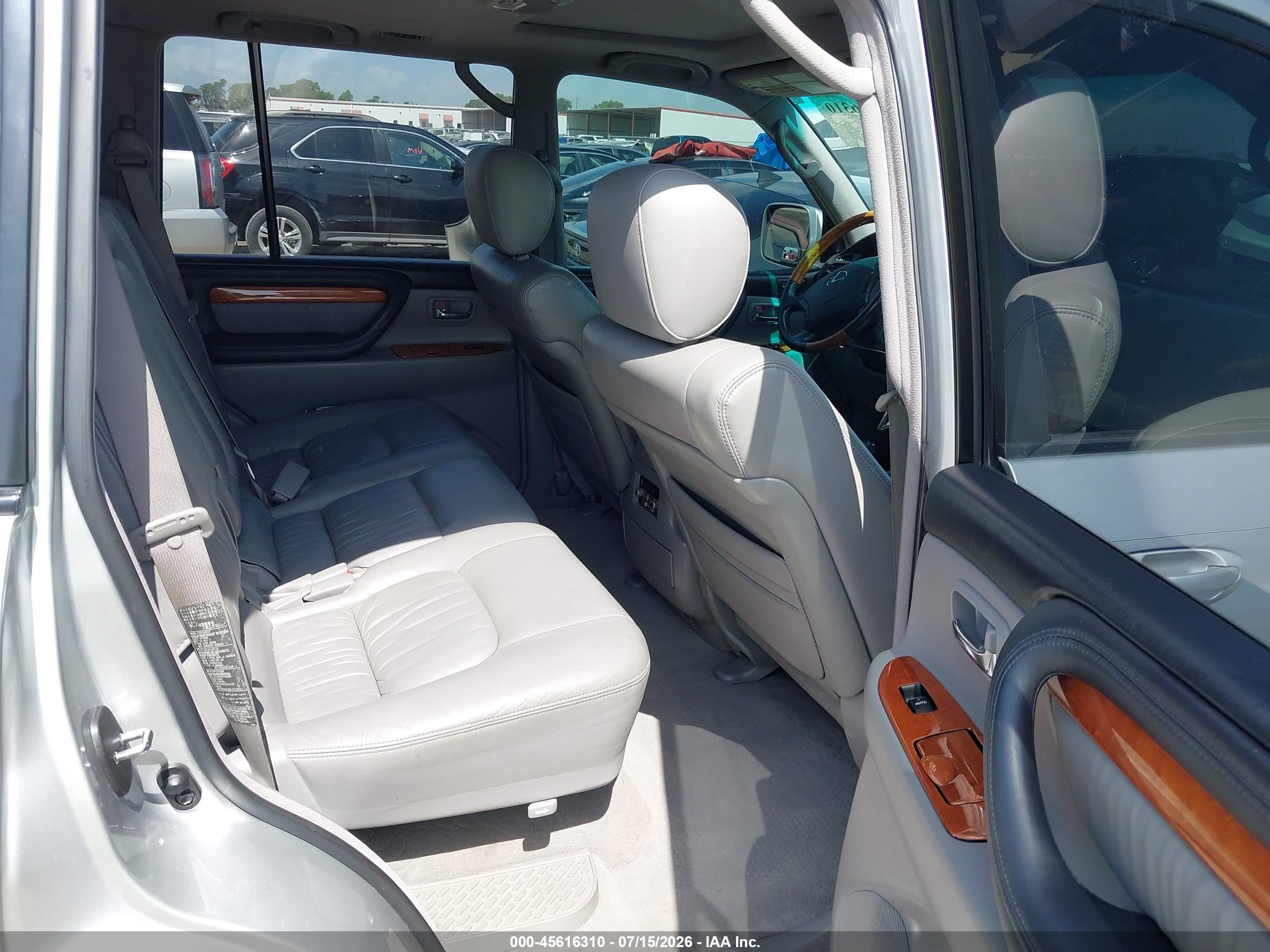 2007 Lexus Lx 470   Silver vin: JTJHT00W474026938