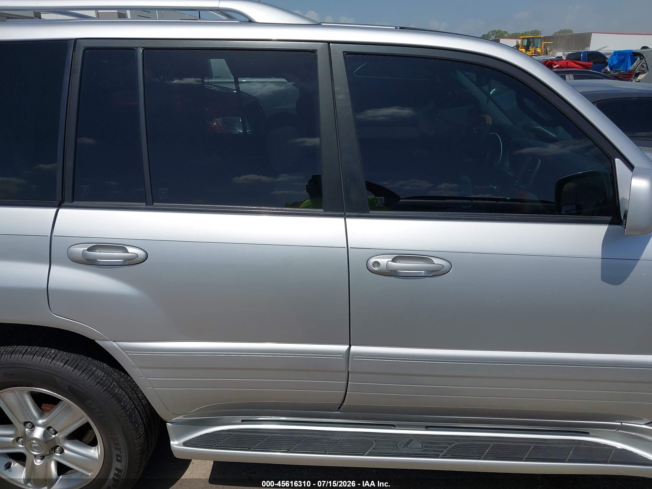 2007 Lexus Lx 470   Silver vin: JTJHT00W474026938