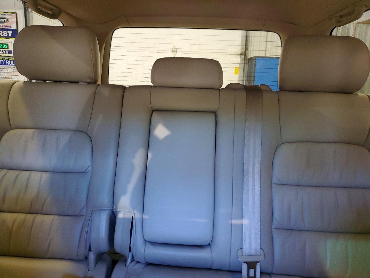 2004 Lexus Lx 470 White vin: JTJHT00W543545448