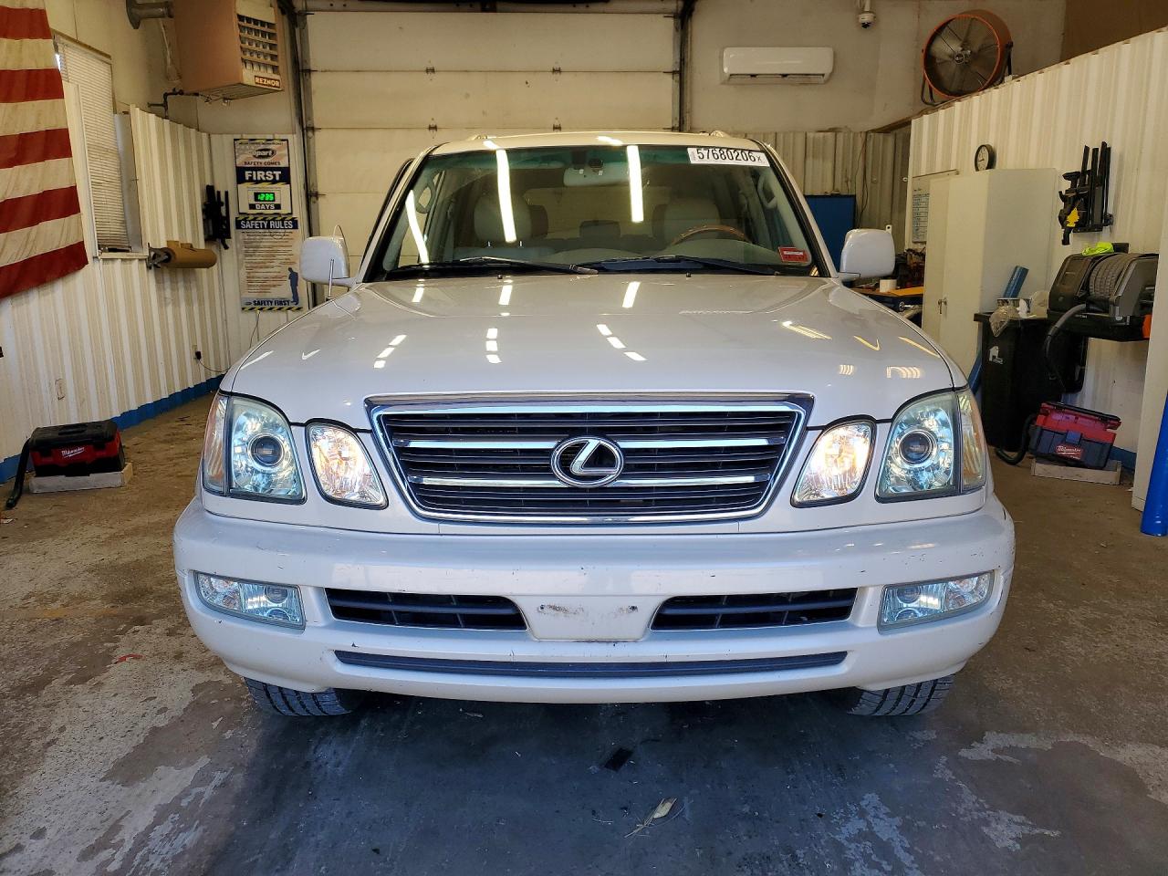 2004 Lexus Lx 470 White vin: JTJHT00W543545448
