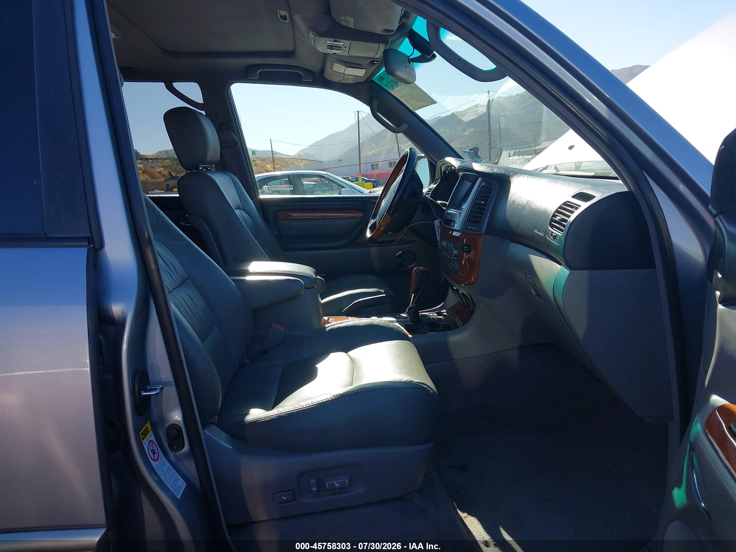 2005 Lexus Lx 470   Gray vin: JTJHT00W553548934