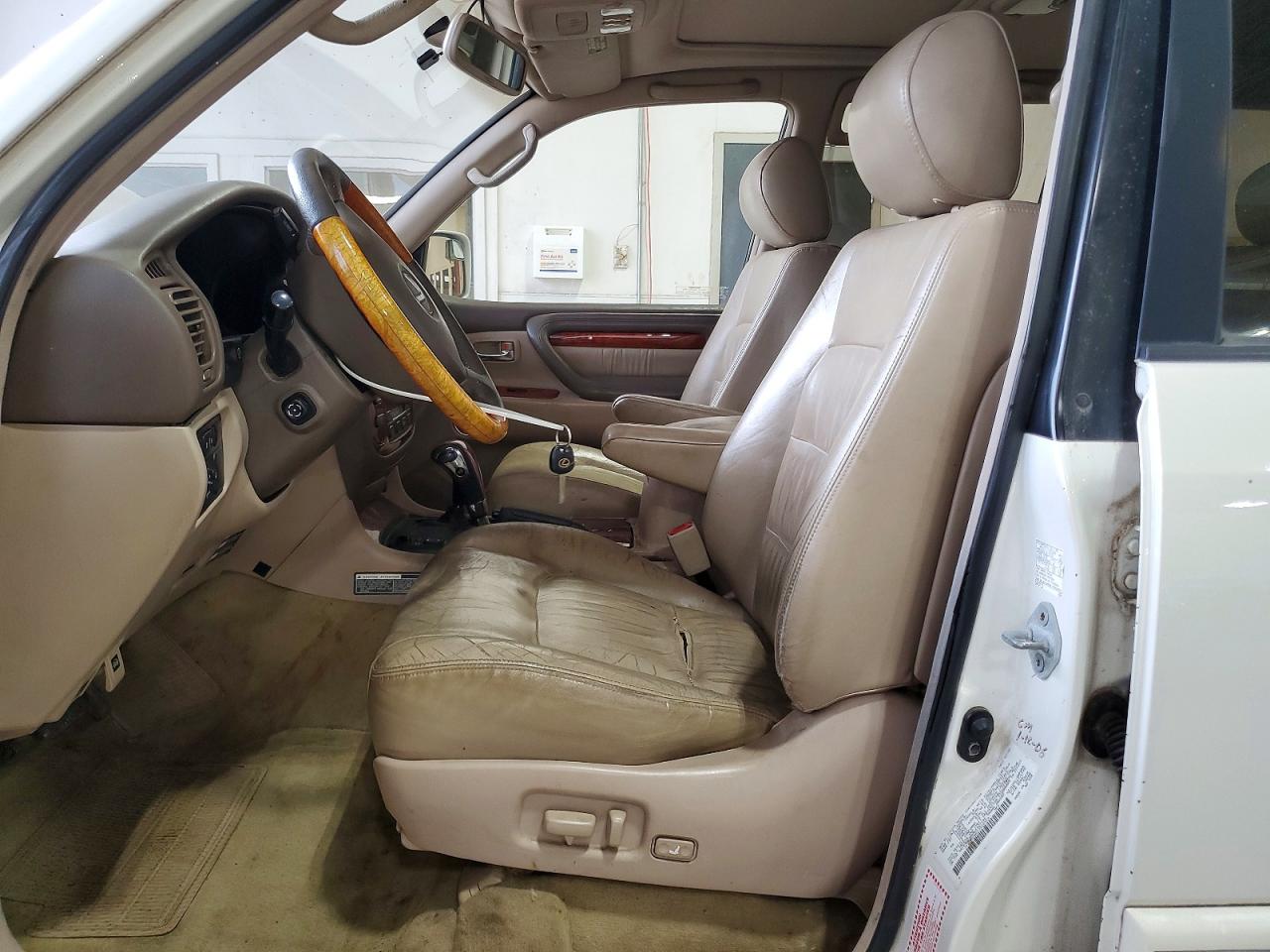 2002 Lexus Lx 470 Cream vin: JTJHT00W623522919