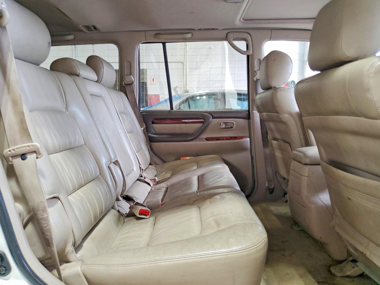 2002 Lexus Lx 470 Cream vin: JTJHT00W623522919