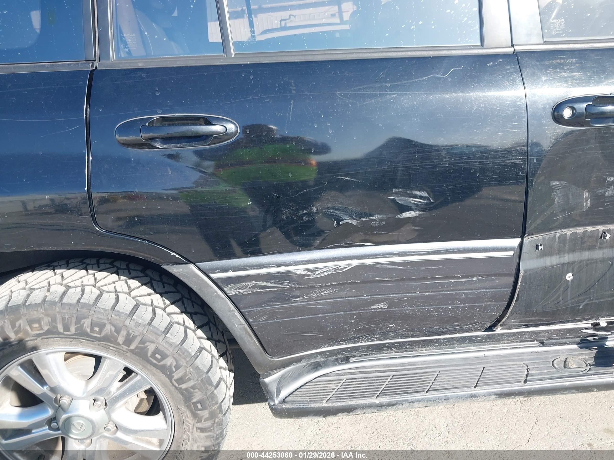 2003 Lexus Lx 470   Black vin: JTJHT00W633533646