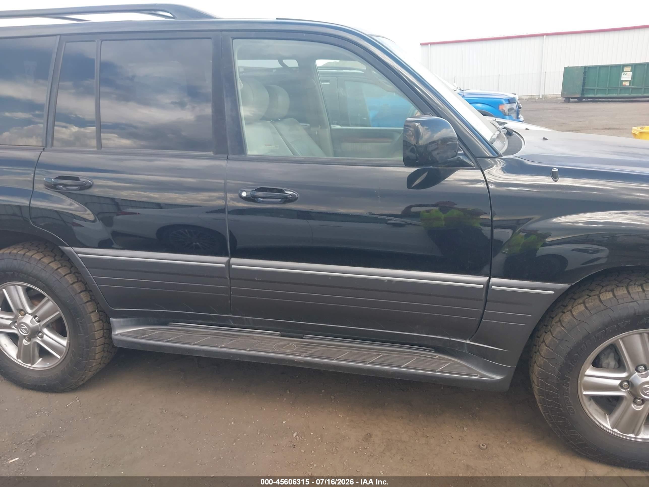 2006 Lexus Lx 470   Black vin: JTJHT00W664004308