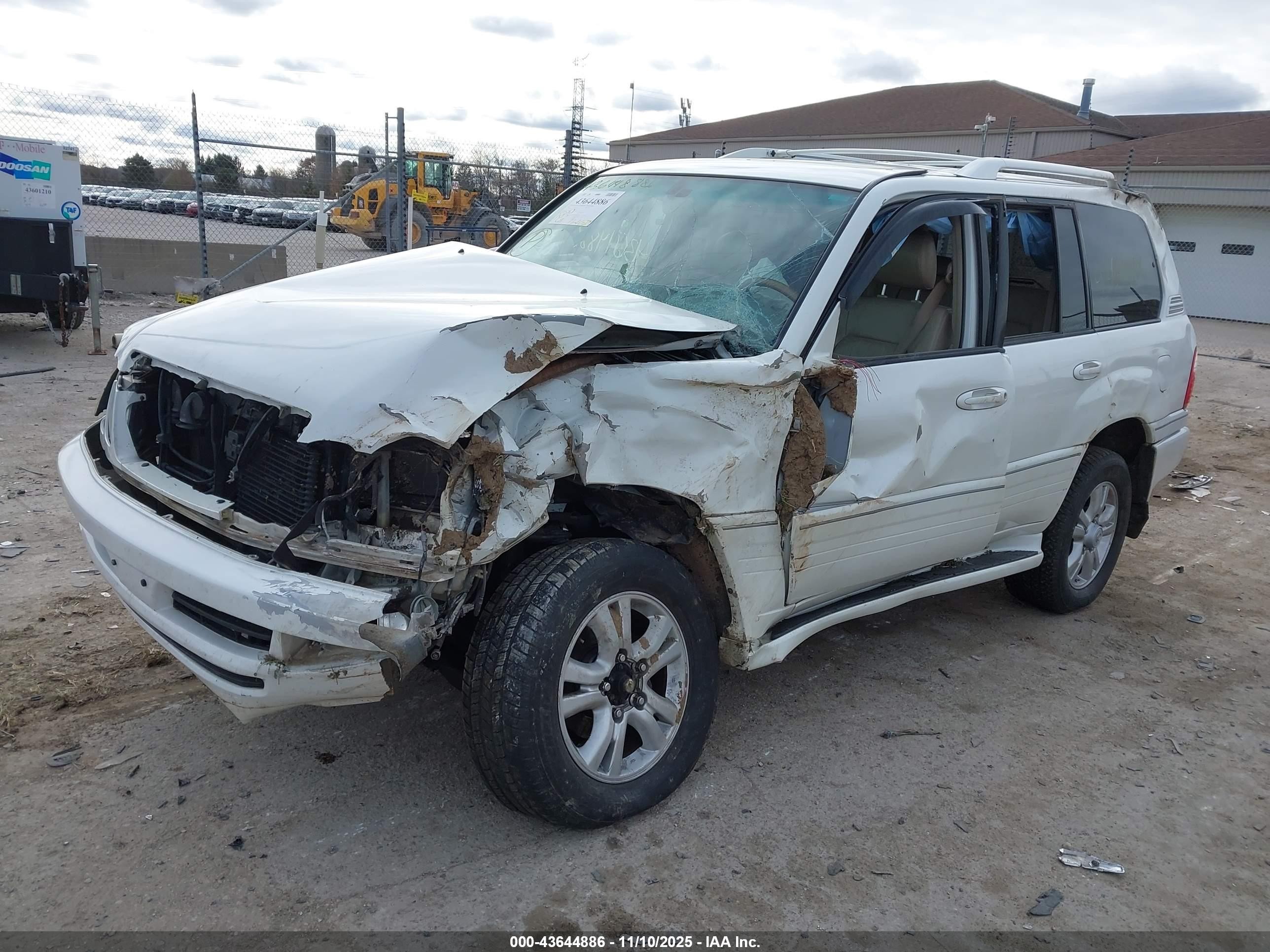 2005 Lexus Lx 470   White vin: JTJHT00W753550149
