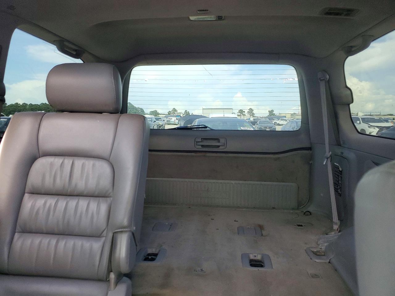 2005 Lexus Lx 470 Черный vin: JTJHT00W753555268