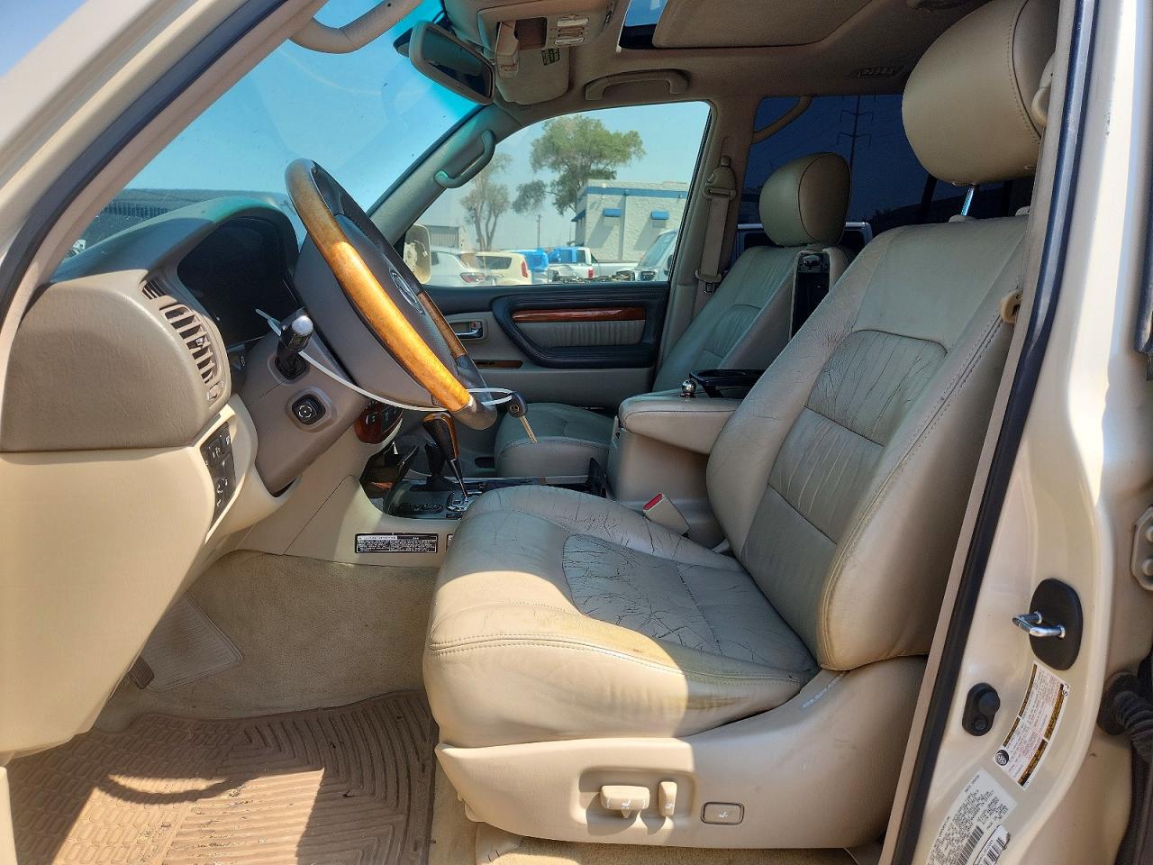 2005 Lexus Lx 470 White vin: JTJHT00W853551519
