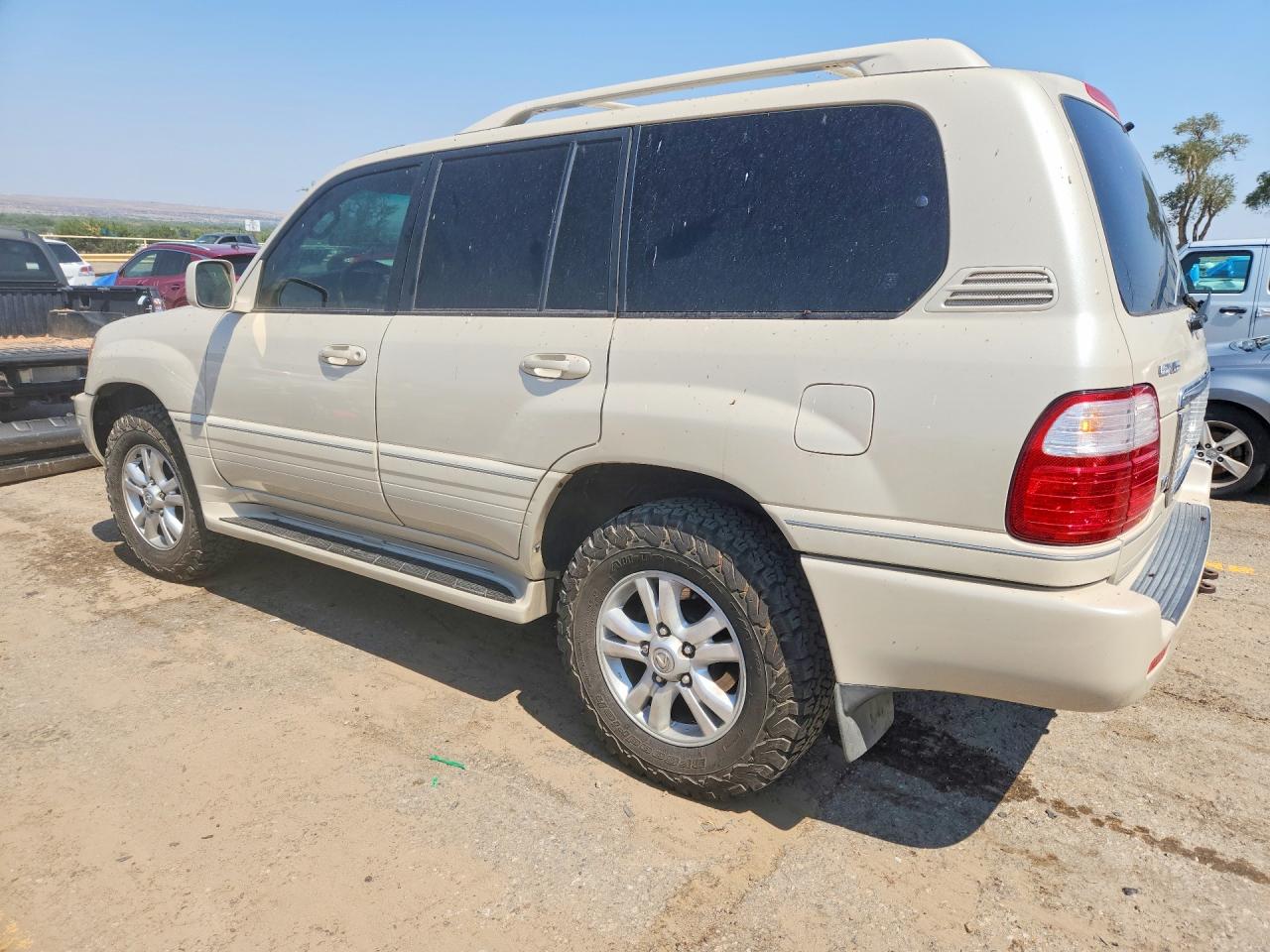 2005 Lexus Lx 470 White vin: JTJHT00W853551519