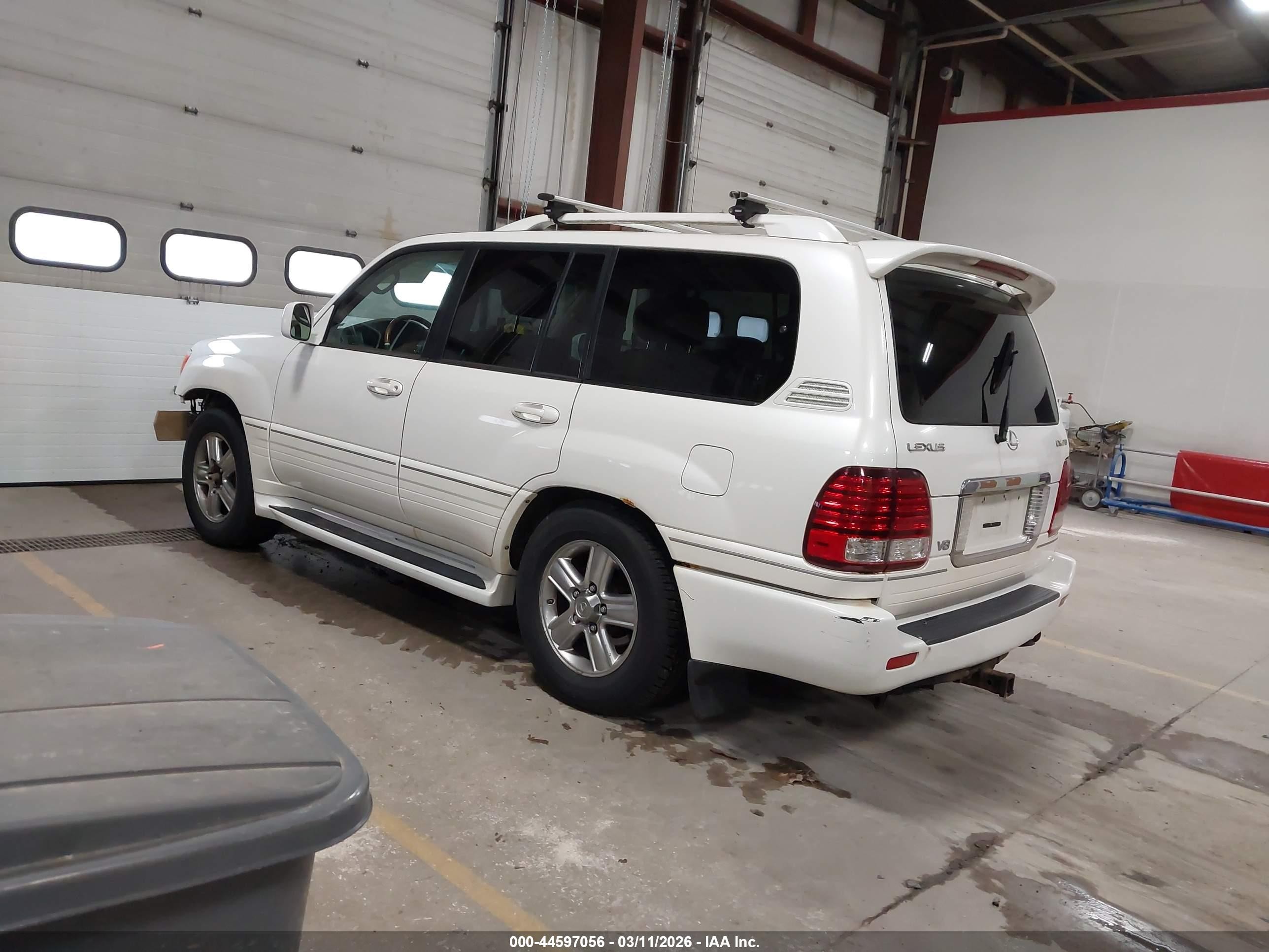 2006 Lexus Lx 470   White vin: JTJHT00W864003998