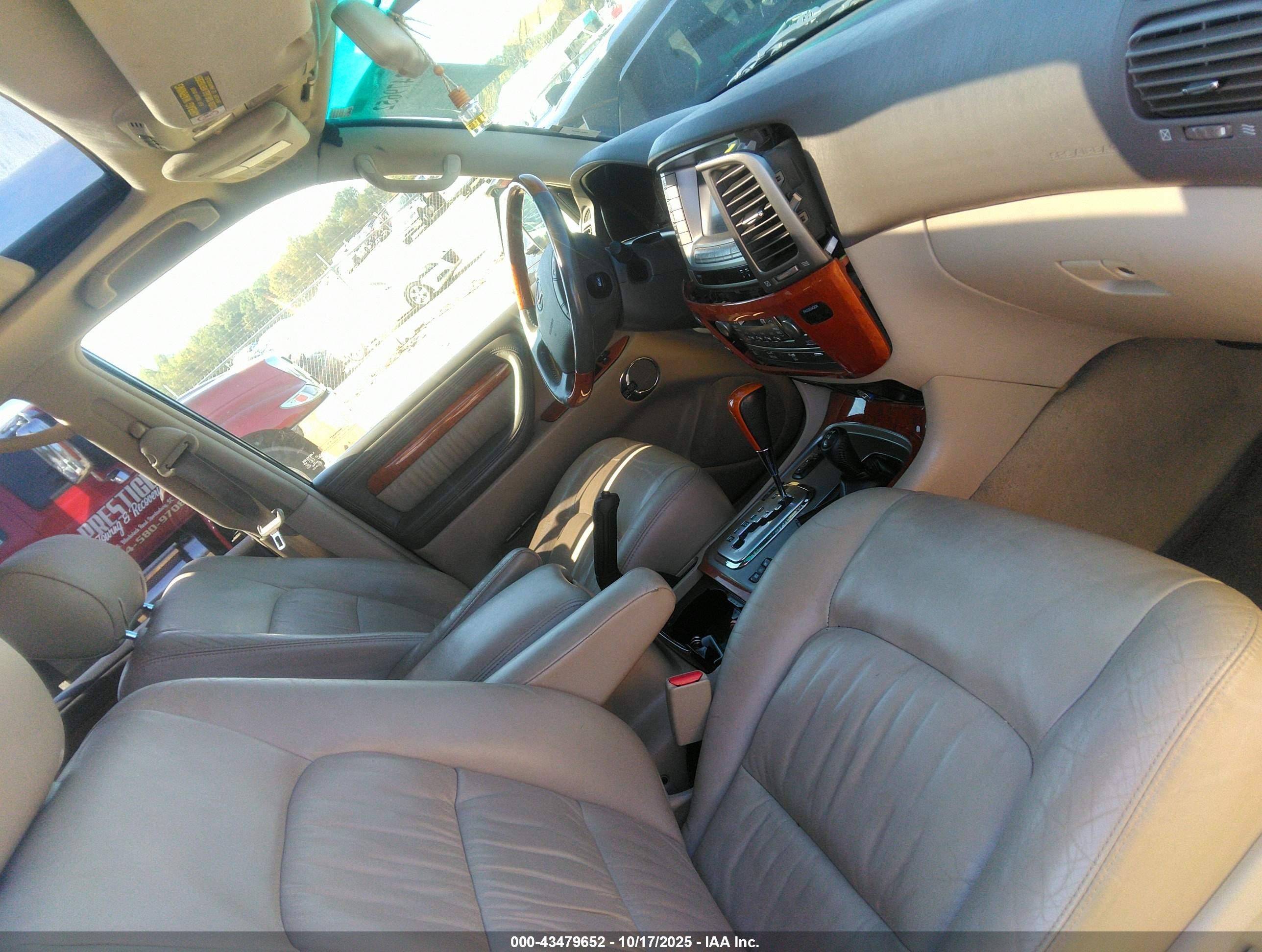 2006 Lexus Lx 470   White vin: JTJHT00W864016556