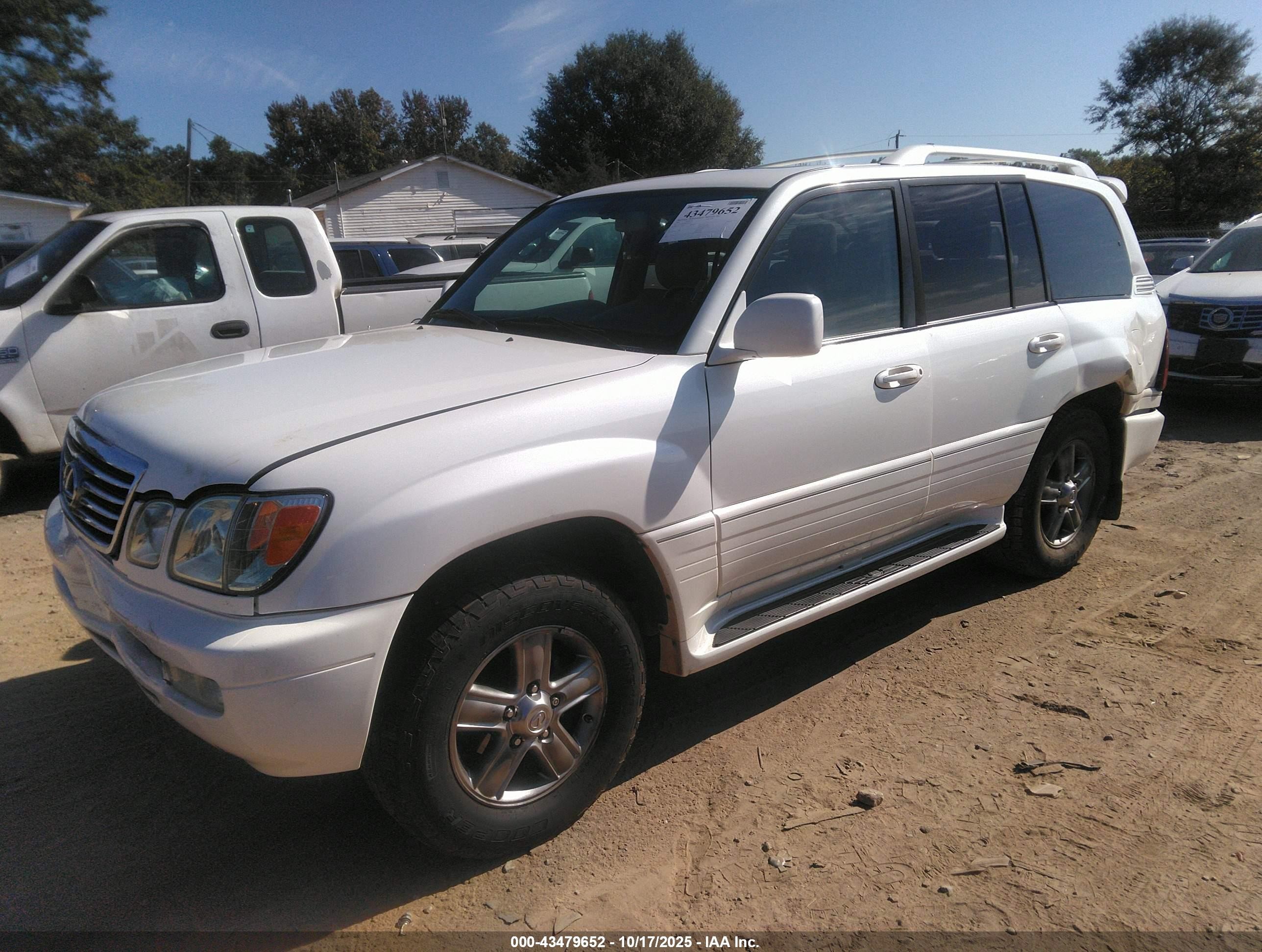 2006 Lexus Lx 470   White vin: JTJHT00W864016556