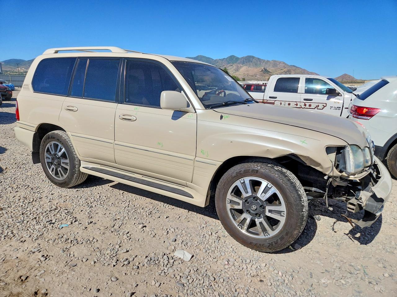 2003 Lexus Lx 470 Beige vin: JTJHT00WX33526117