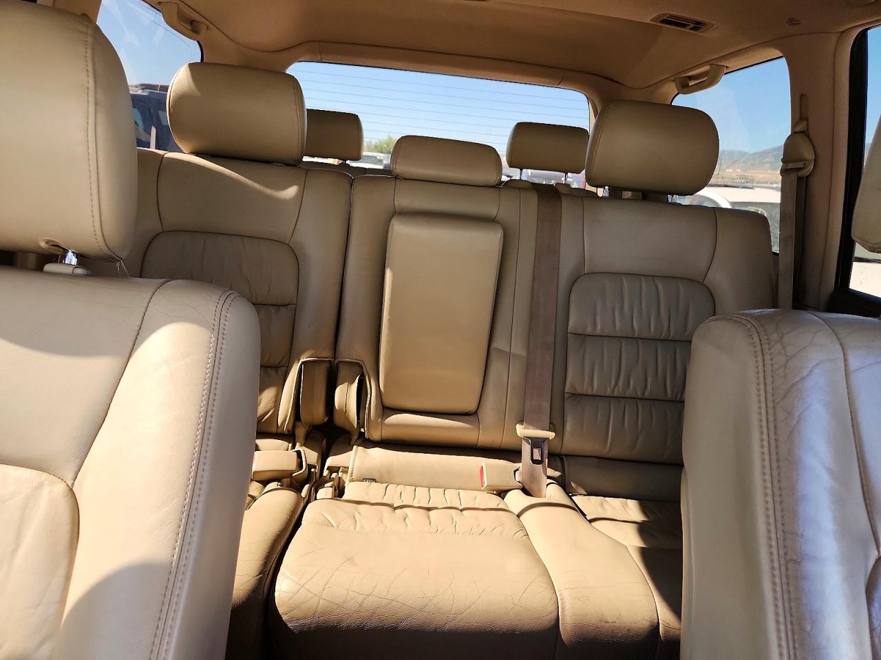2003 Lexus Lx 470 Beige vin: JTJHT00WX33526117