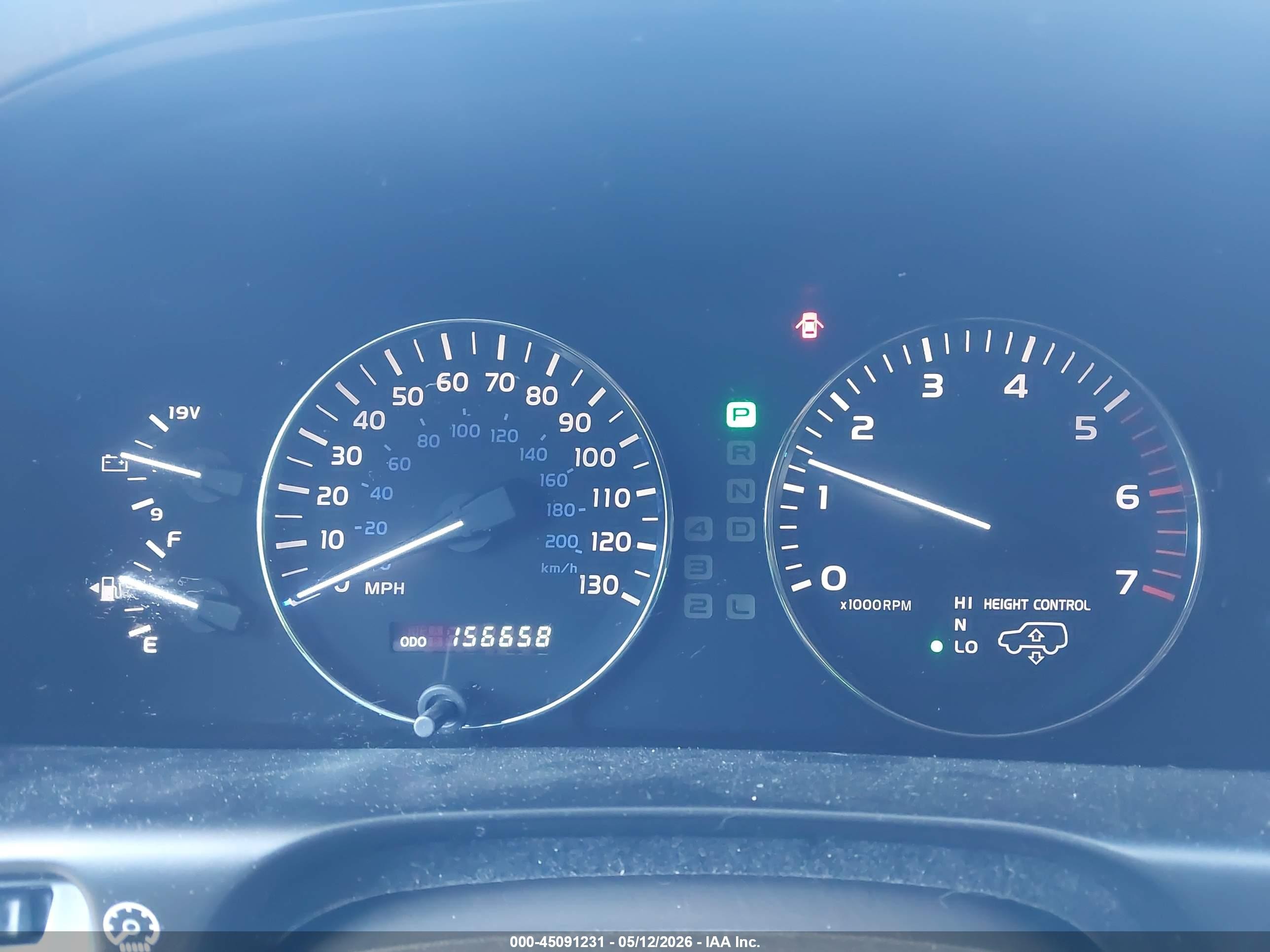 2003 Lexus Lx 470   Cream vin: JTJHT00WX33528661
