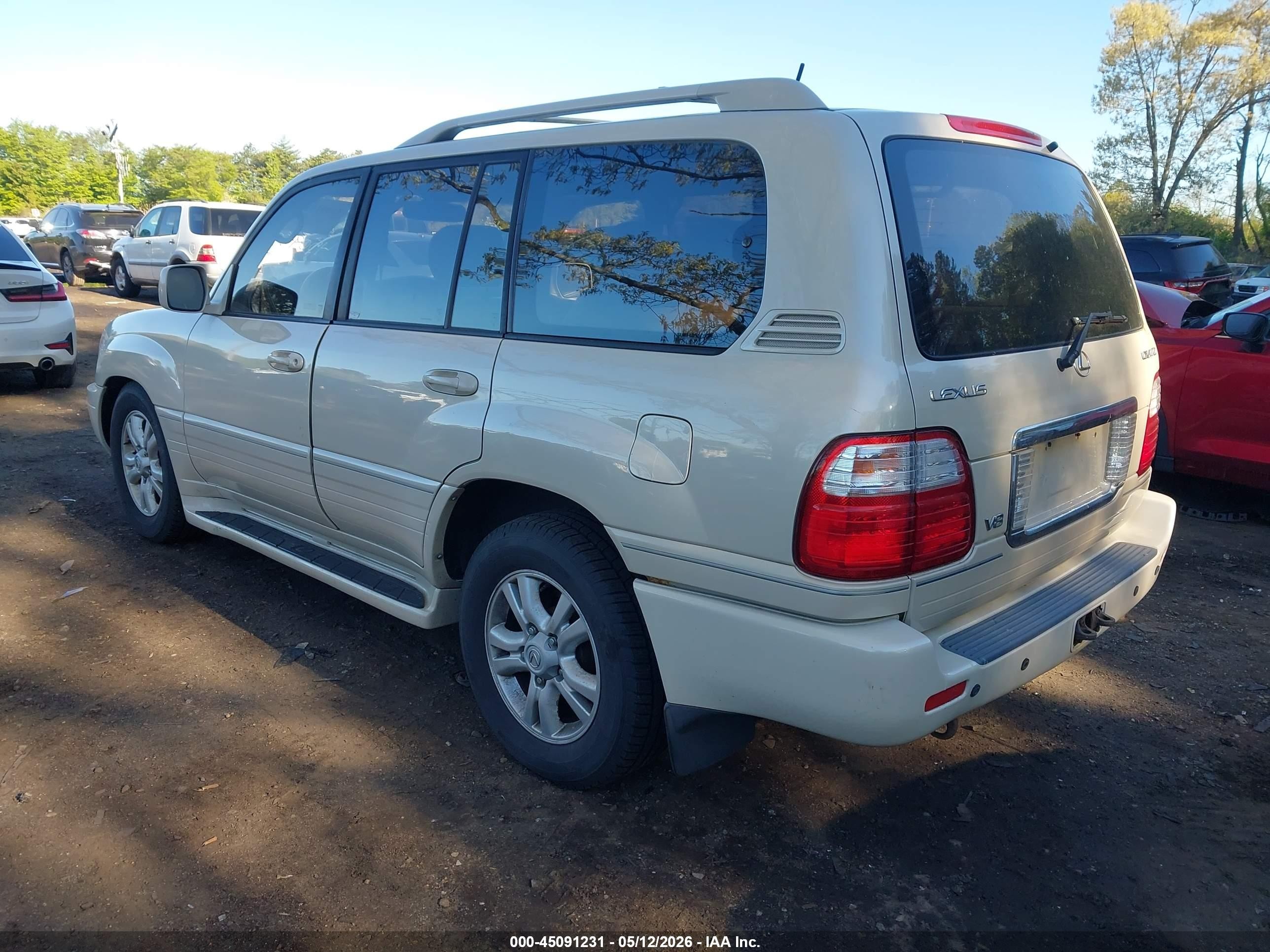 2003 Lexus Lx 470   Cream vin: JTJHT00WX33528661