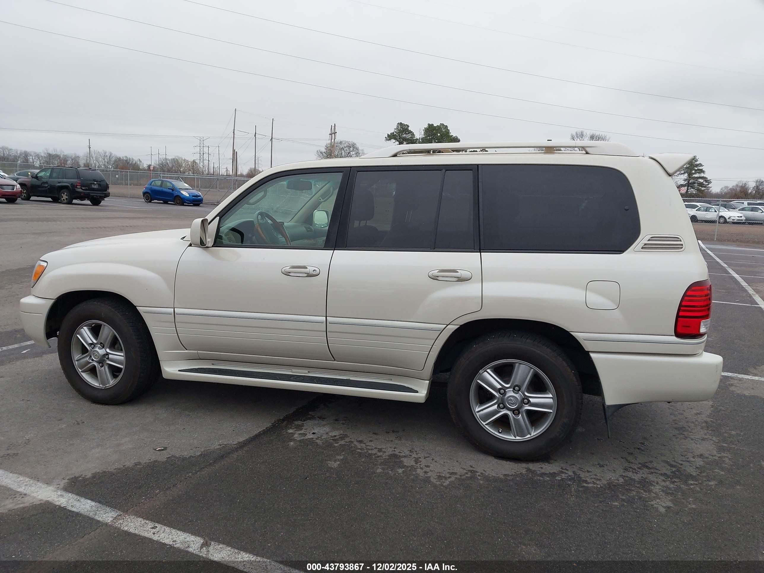2006 Lexus Lx 470   Cream vin: JTJHT00WX64005719