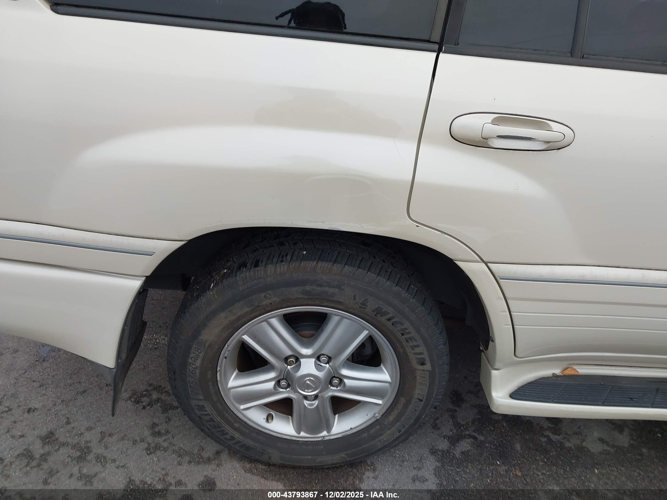 2006 Lexus Lx 470   Cream vin: JTJHT00WX64005719