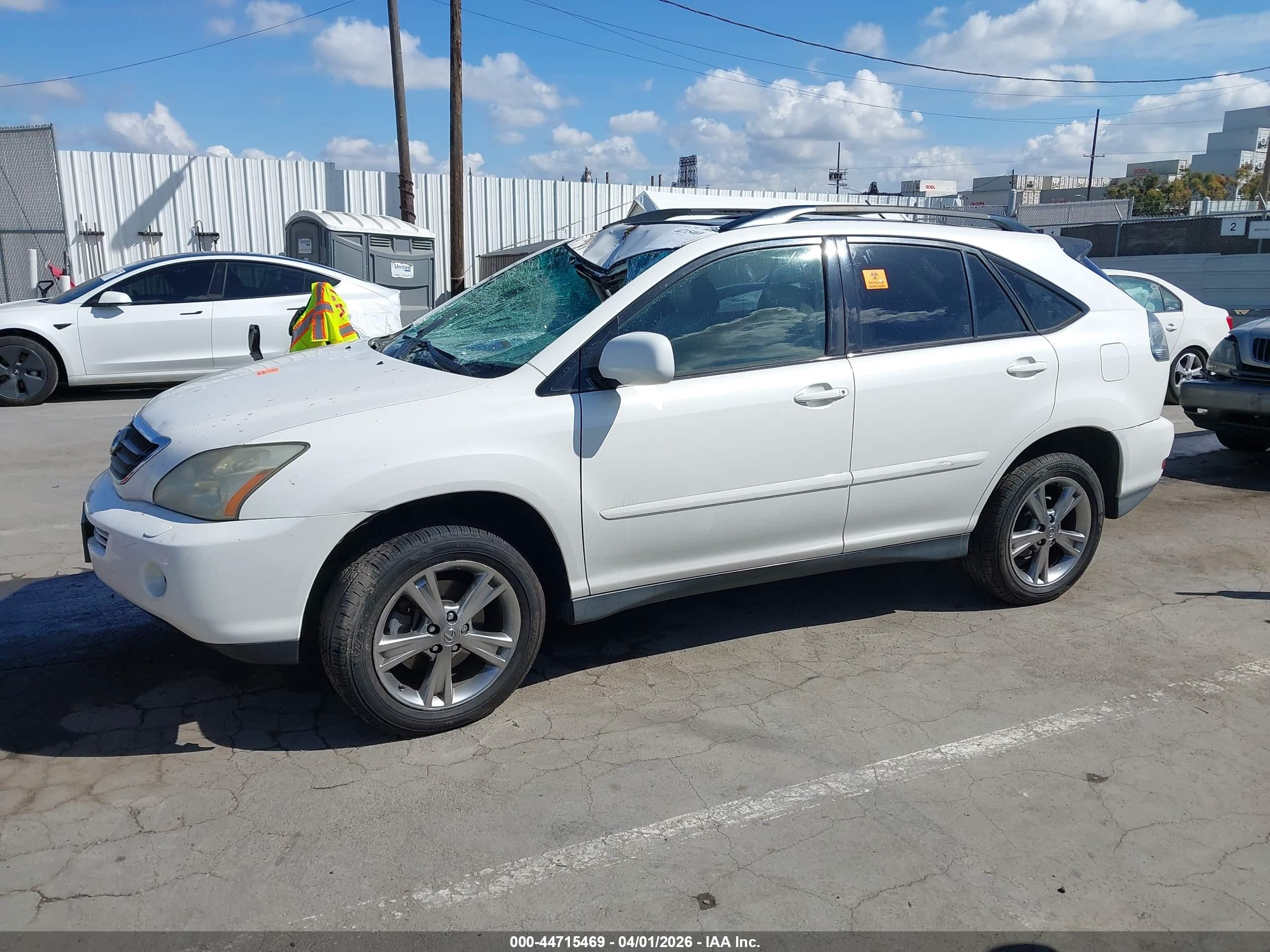 2006 Lexus Rx 400h   White vin: JTJHW31U760042160
