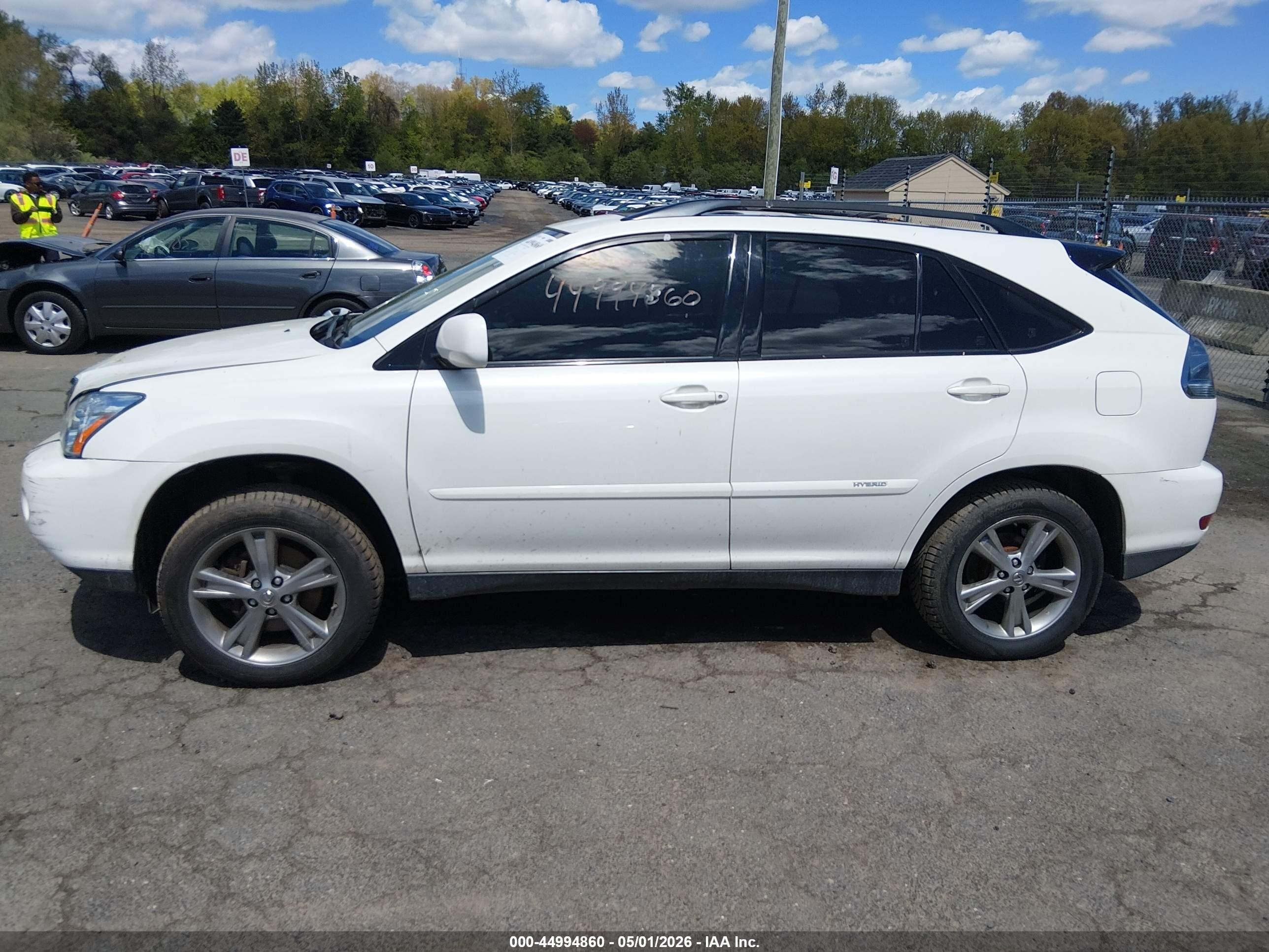 2007 Lexus Rx 400h   White vin: JTJHW31U772024957