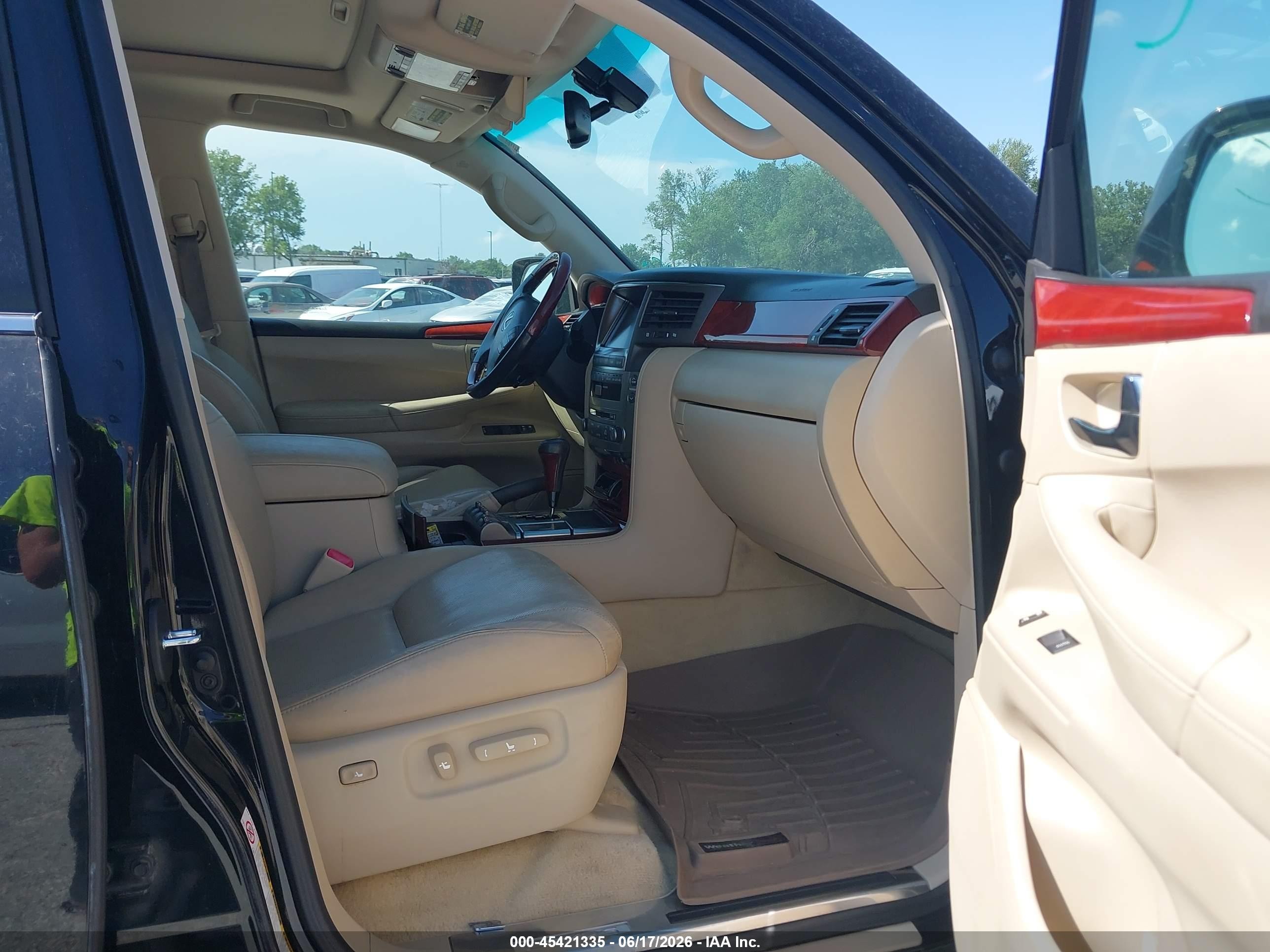2010 Lexus Lx 570   Black vin: JTJHY7AX0A4044832