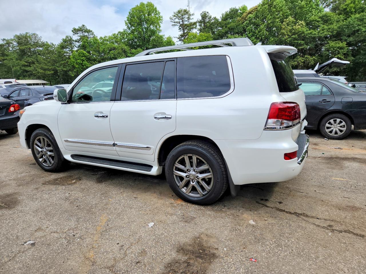 2013 Lexus Lx 570 White vin: JTJHY7AX0D4101776