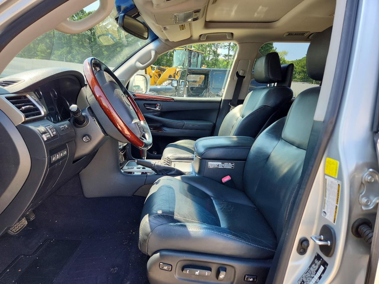 2014 Lexus Lx 570 Серебряный vin: JTJHY7AX0E4134150