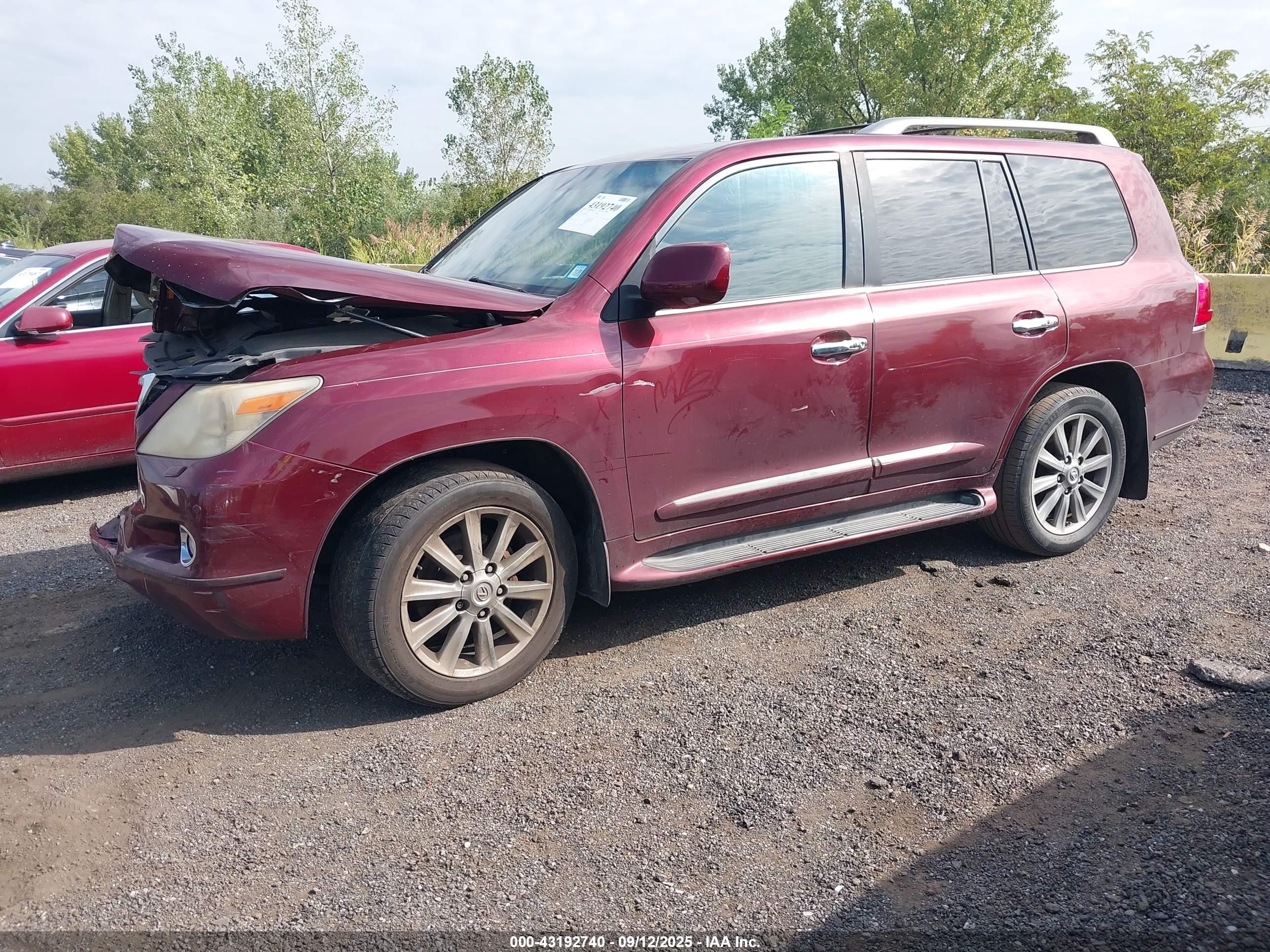 2010 Lexus Lx 570   Red vin: JTJHY7AX1A4042216