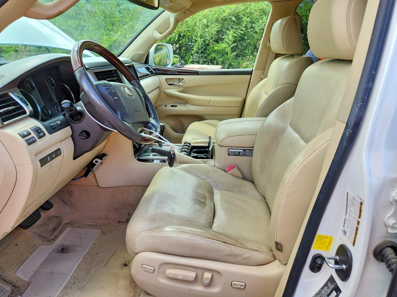 2013 Lexus Lx 570 Белый vin: JTJHY7AX1D4108252