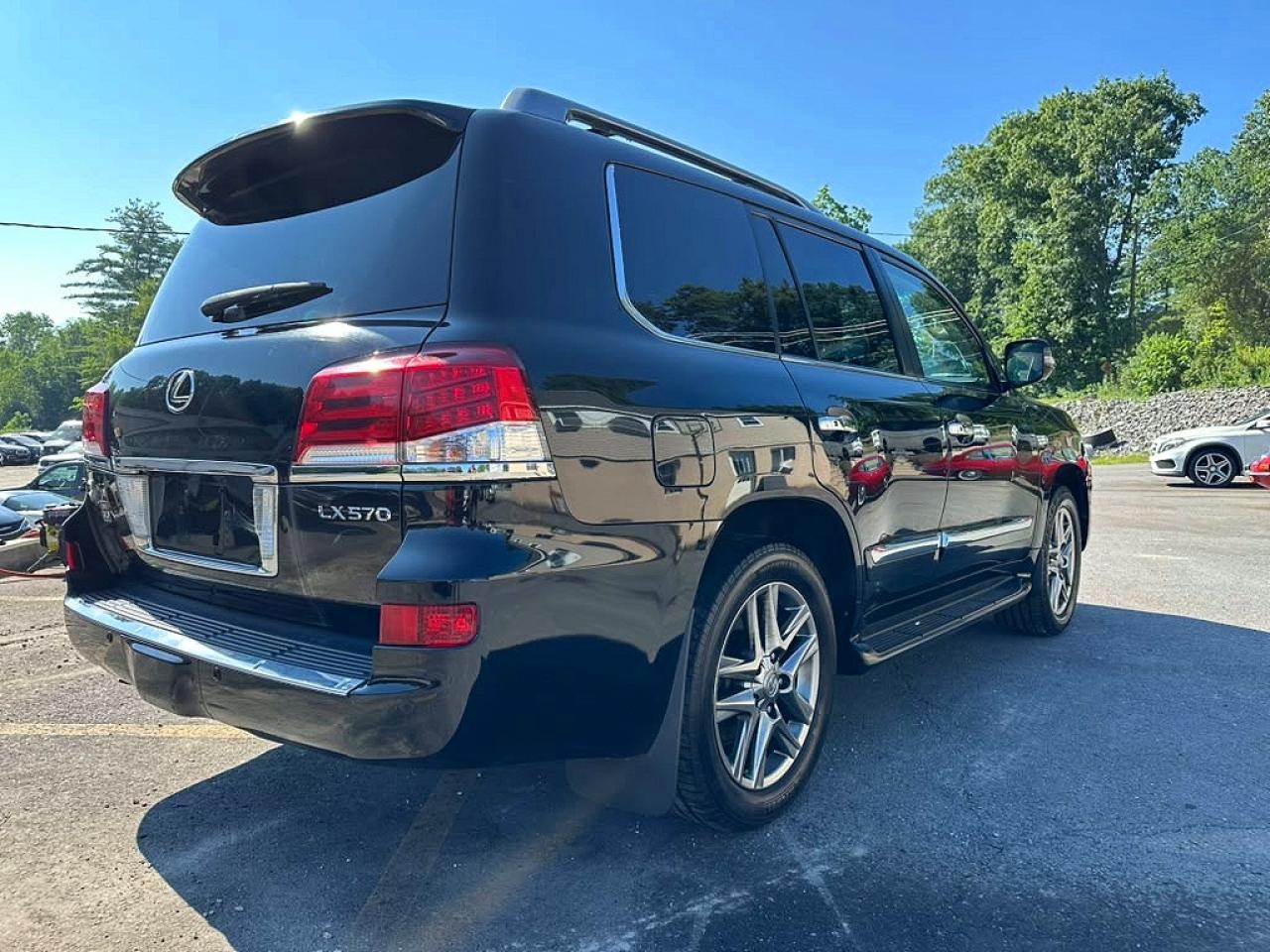 2015 Lexus Lx 570 Черный vin: JTJHY7AX1F4166719