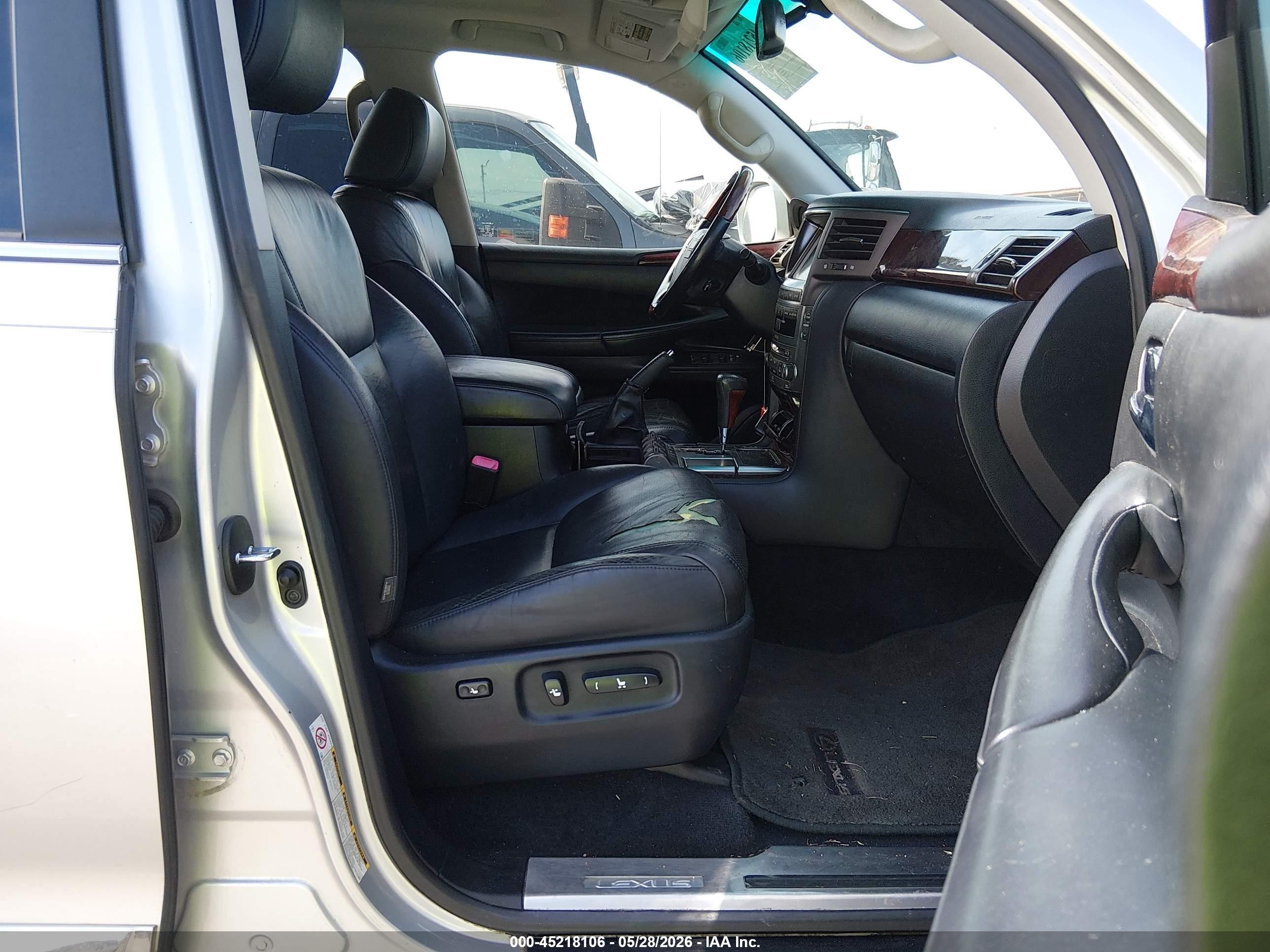 2011 Lexus Lx 570 Silver vin: JTJHY7AX3B4075171