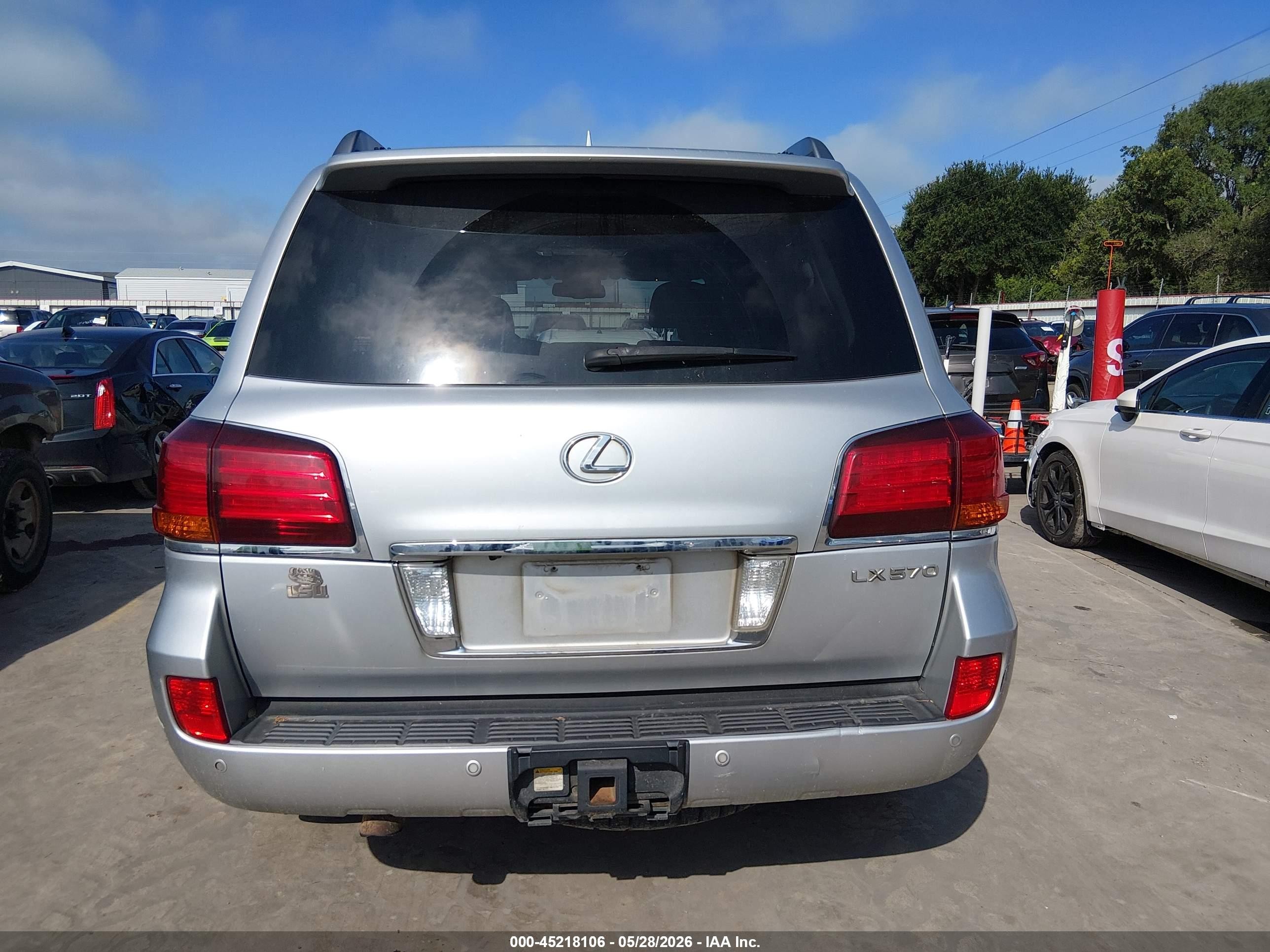 2011 Lexus Lx 570 Silver vin: JTJHY7AX3B4075171
