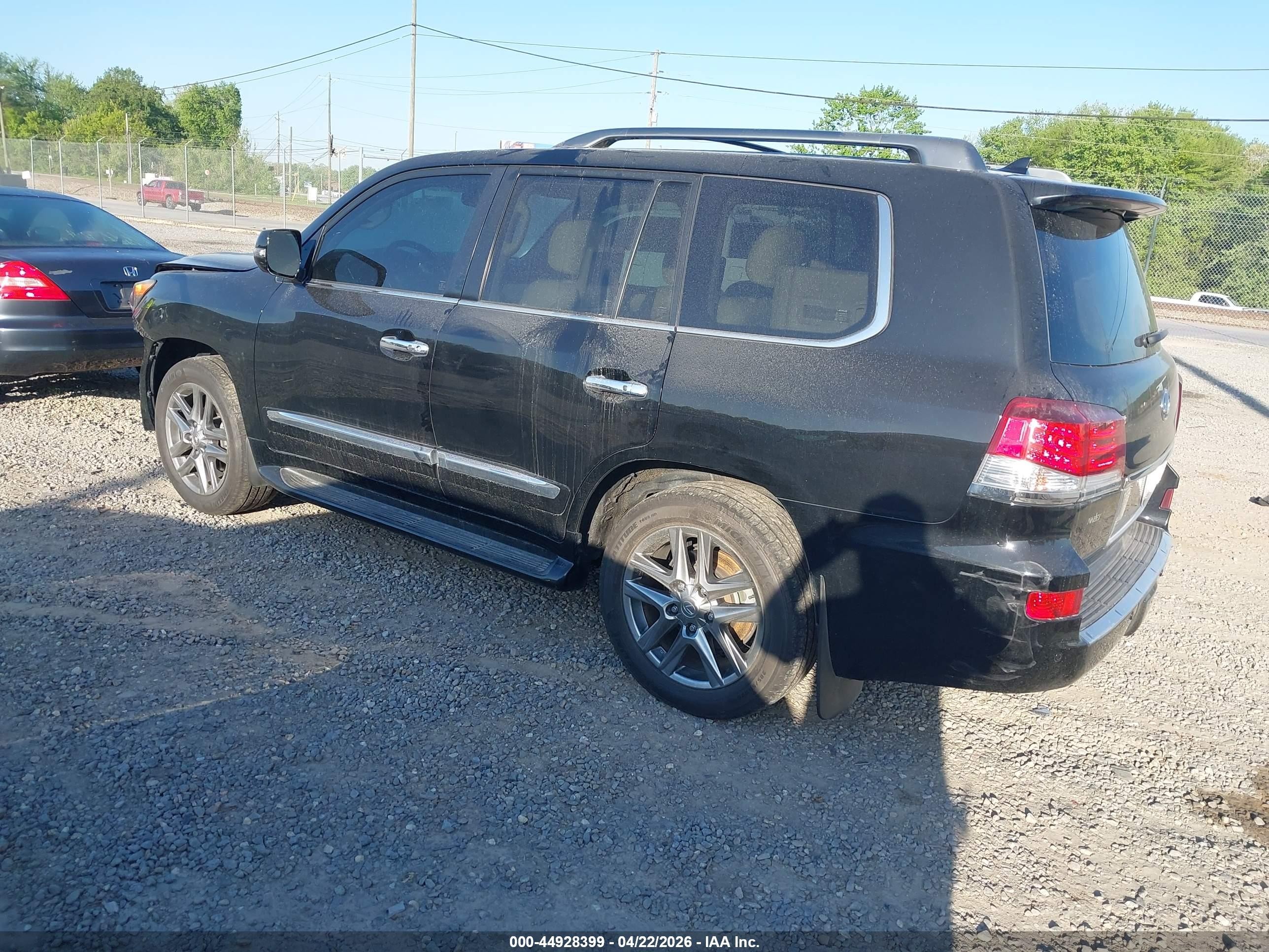 2013 Lexus Lx 570   Black vin: JTJHY7AX3D4128602