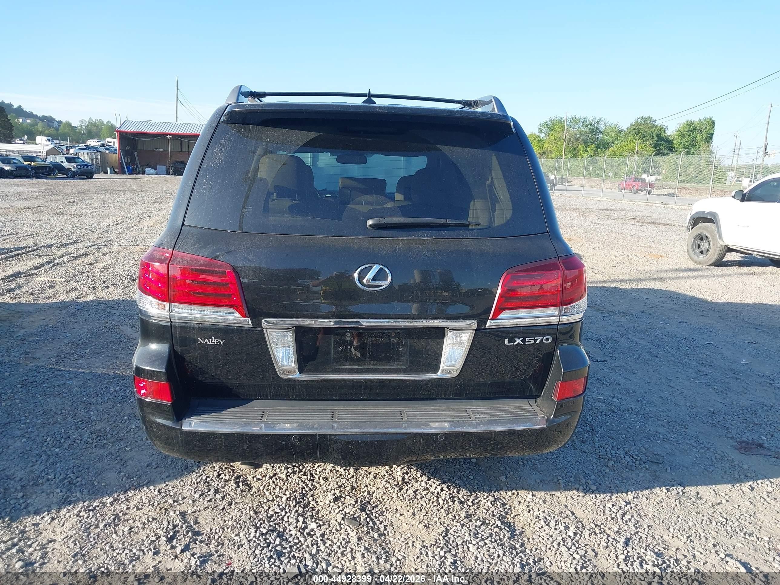 2013 Lexus Lx 570   Black vin: JTJHY7AX3D4128602