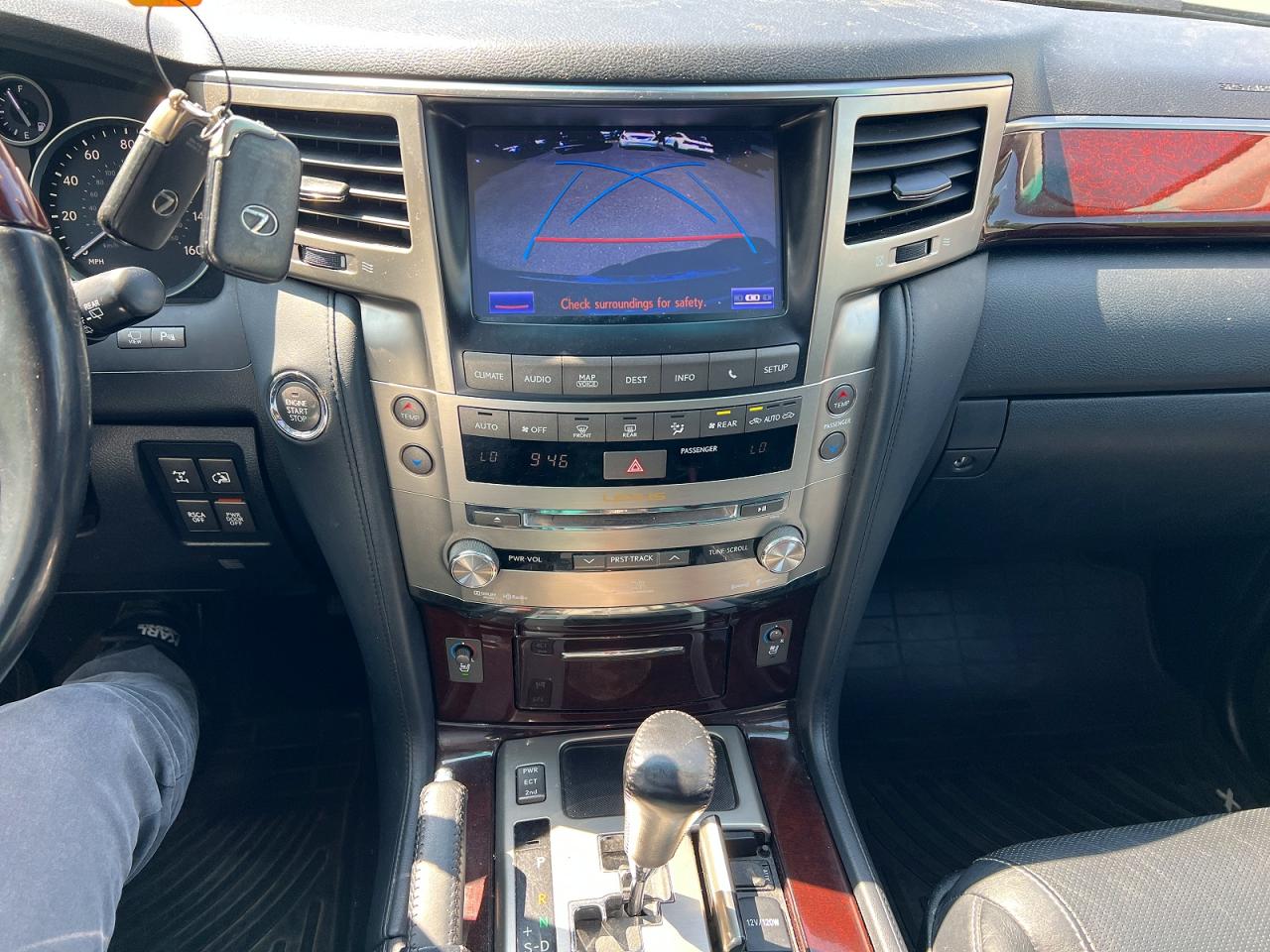 2013 Lexus Lx 570 Gray vin: JTJHY7AX3D4130026