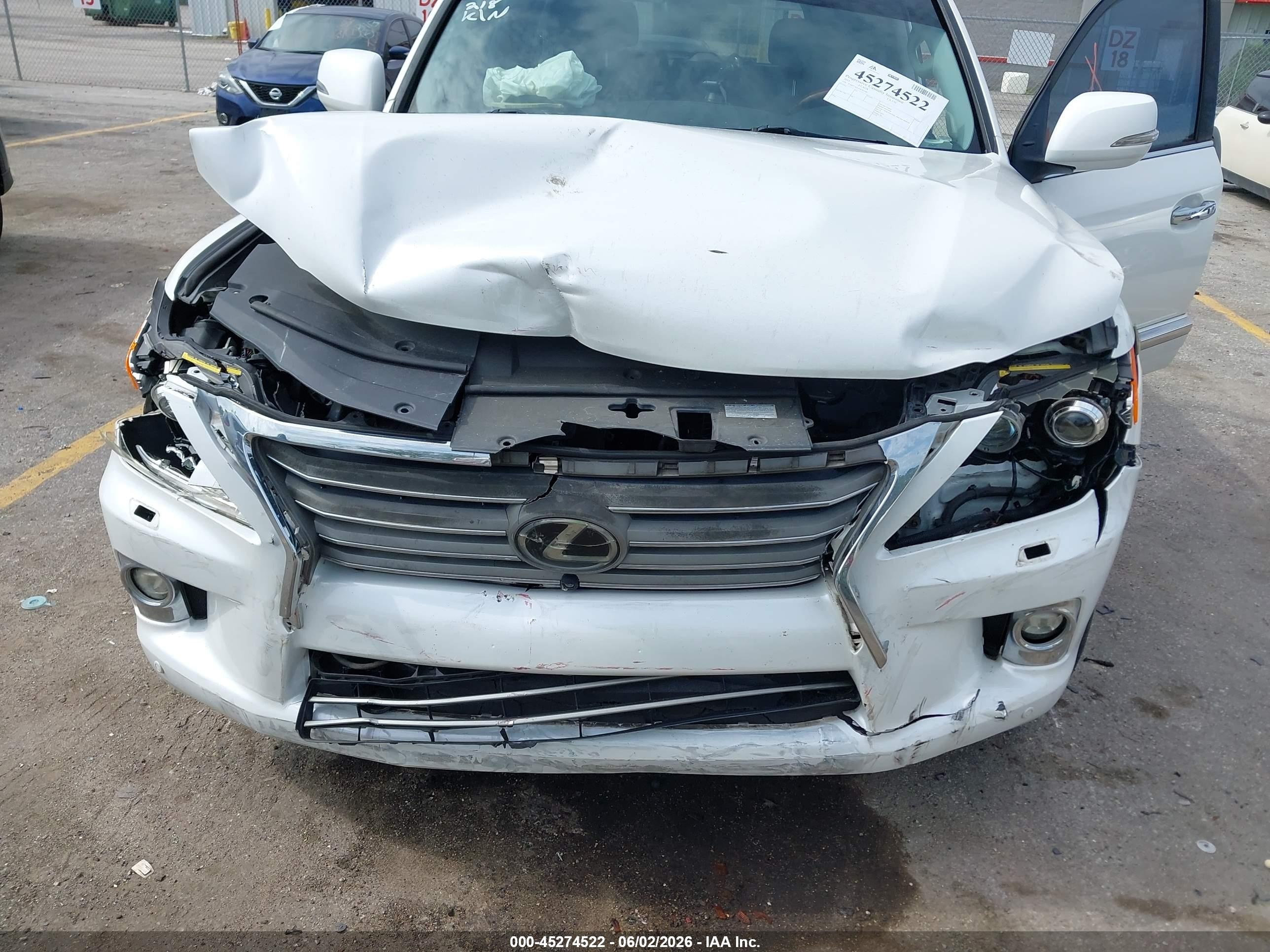 2015 Lexus Lx 570   White vin: JTJHY7AX3F4185580
