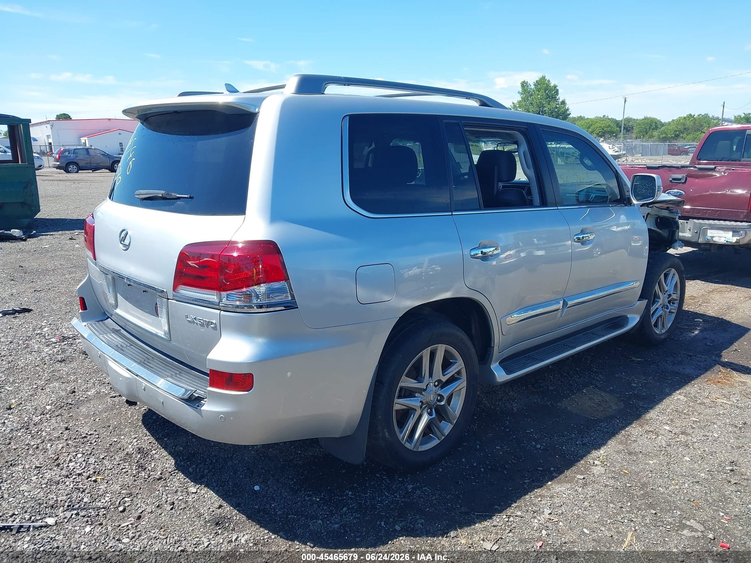 2013 Lexus Lx 570   Silver vin: JTJHY7AX4D4089213